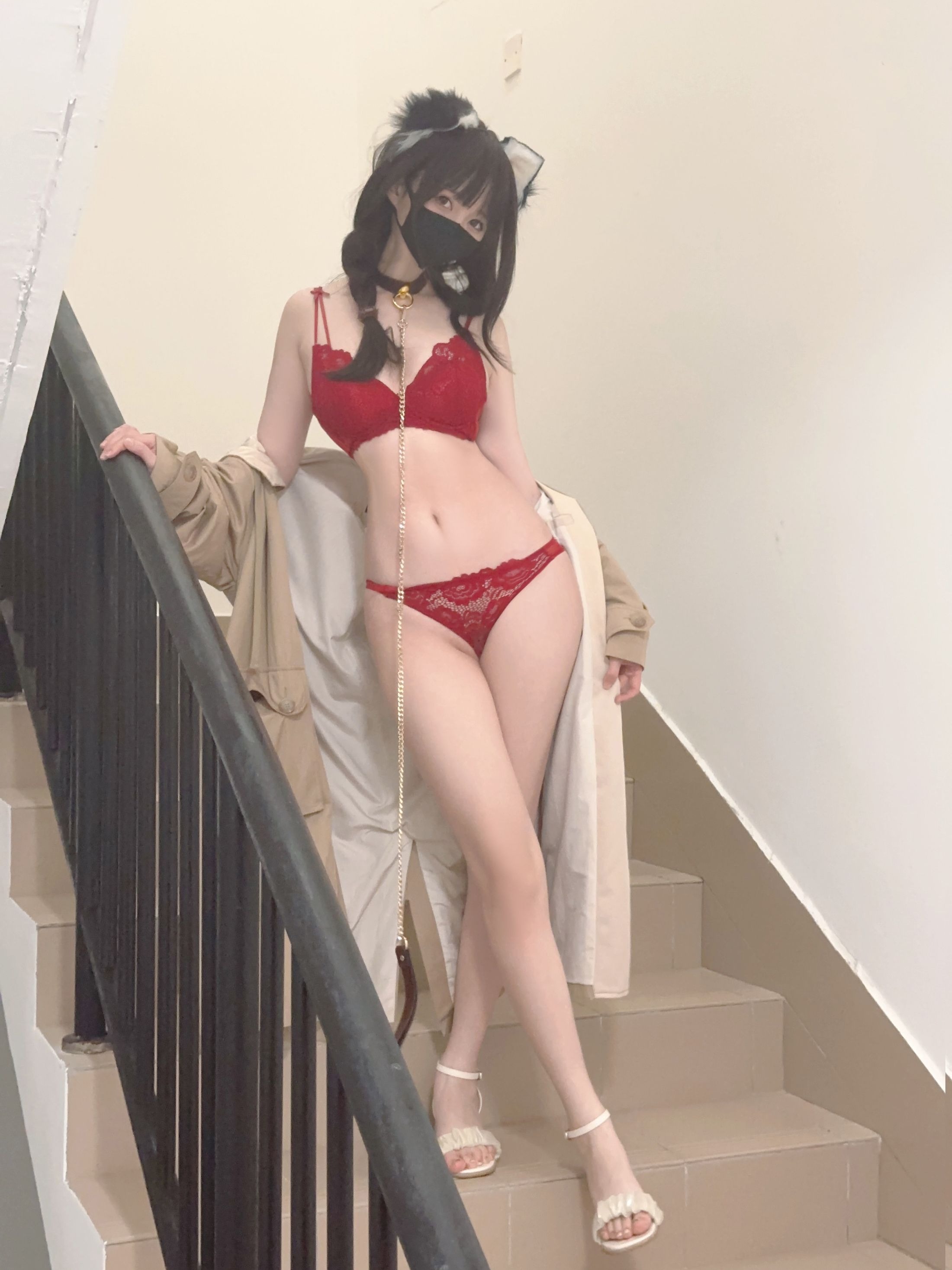 Nagisa Monster Meow - January 2023 Subscription Photobook 137P