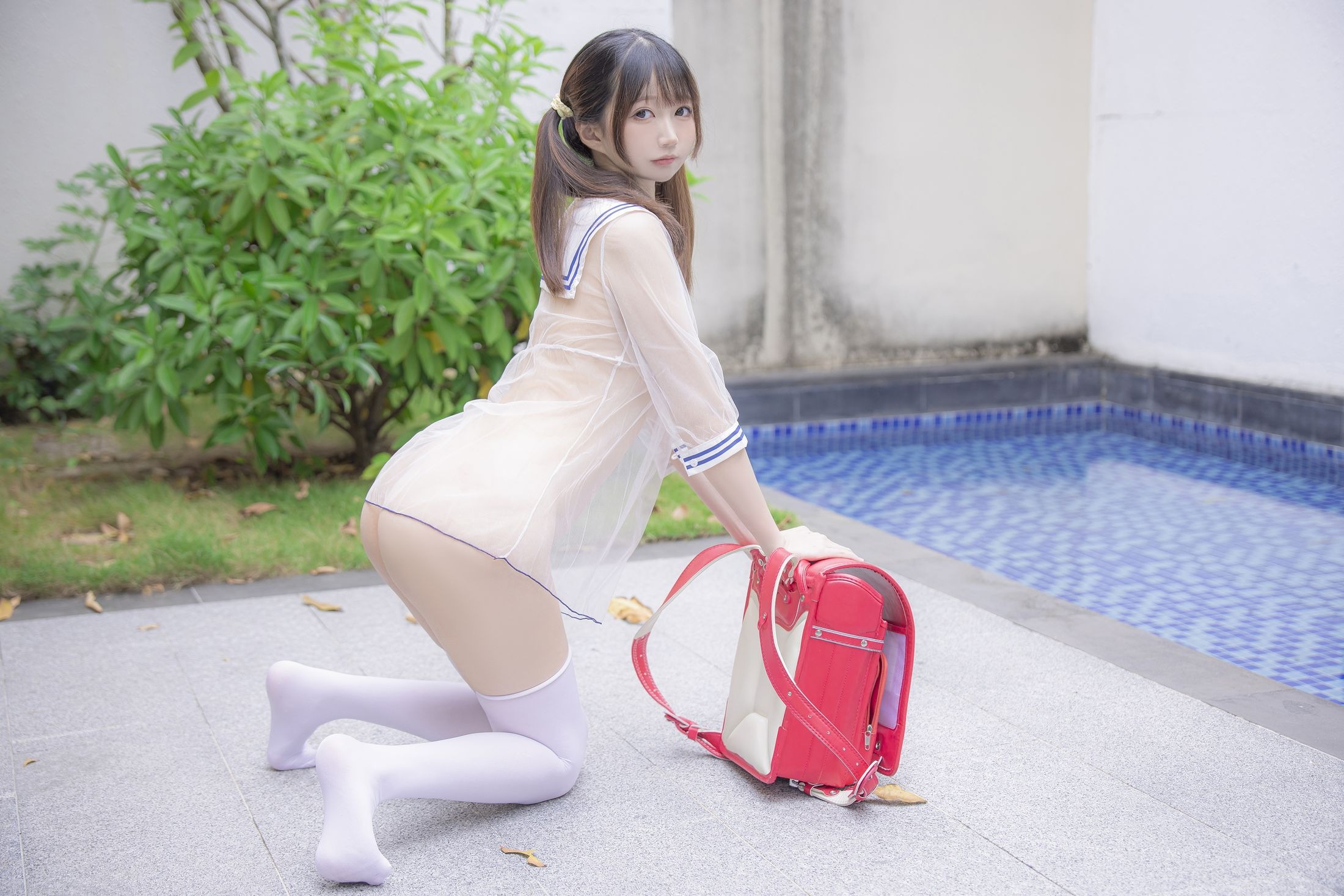 Nagisa Monster Meow - January 2023 Subscription Photobook 137P