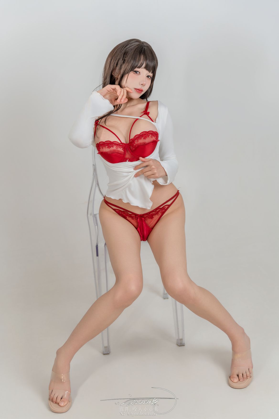 물어뜯는 토끼 찐득찐득 뭉치토끼 - 6월작 샌드위치 79P+1V Queen card [80P1V-934MB]