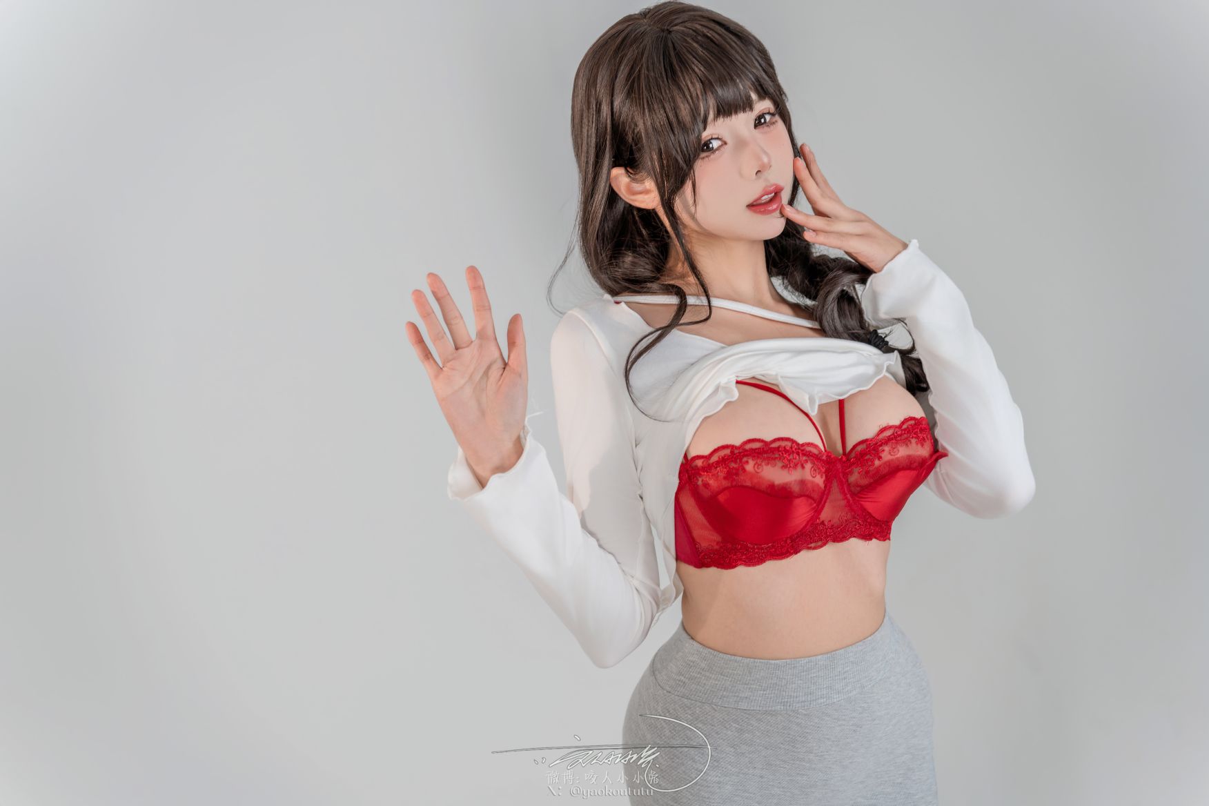 Cắn Người Nhỏ Nhỏ Thỏ Dính Dính Đoàn Tử Thỏ - Tác phẩm tháng 6 『Bánh Kẹp Nhân』 79P+1V Queen card [80P1V-934MB