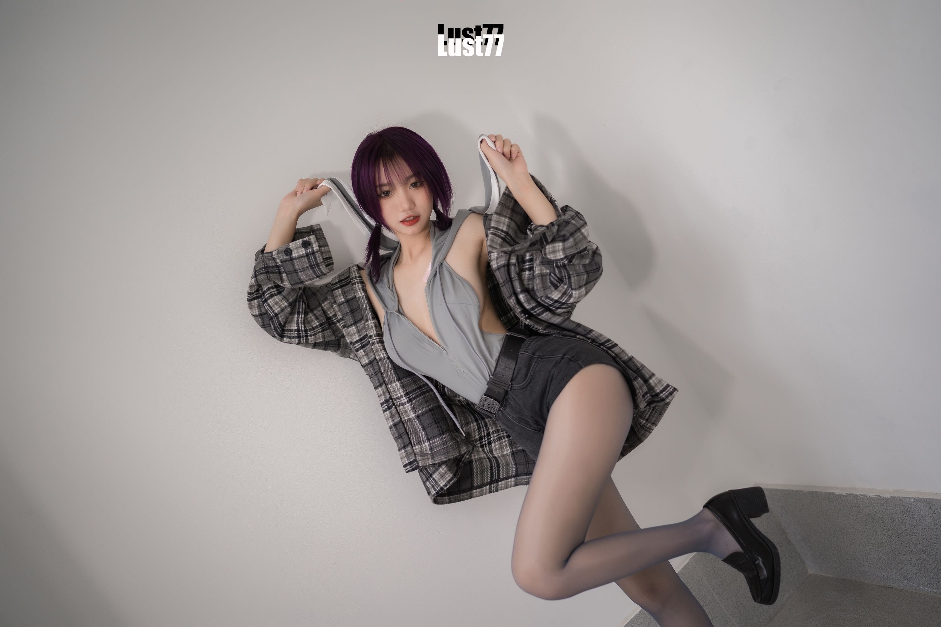 칠칠은 귀엽지 않다 작은 회색 토끼 71P1V