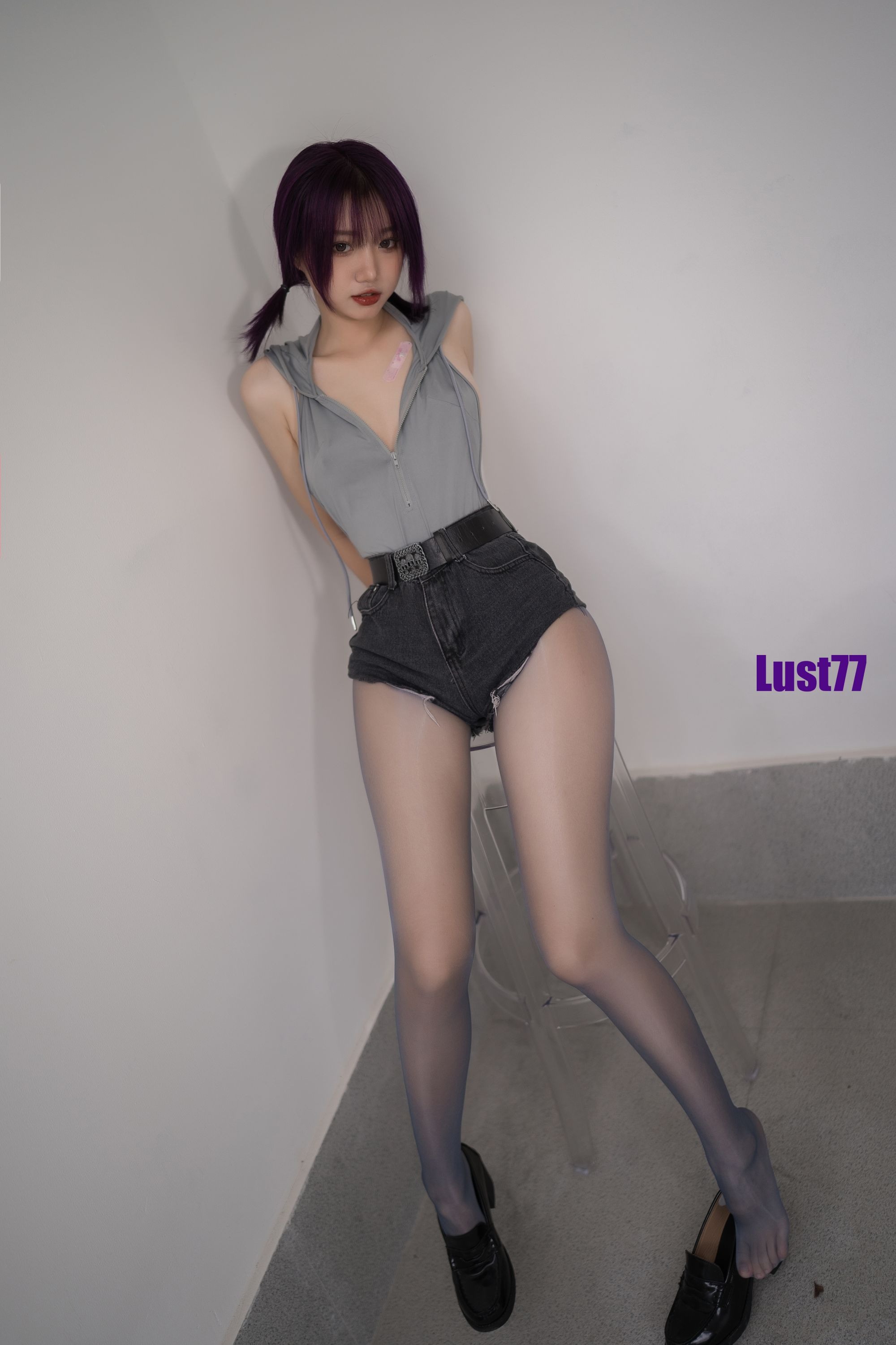 칠칠은 귀엽지 않다 작은 회색 토끼 71P1V