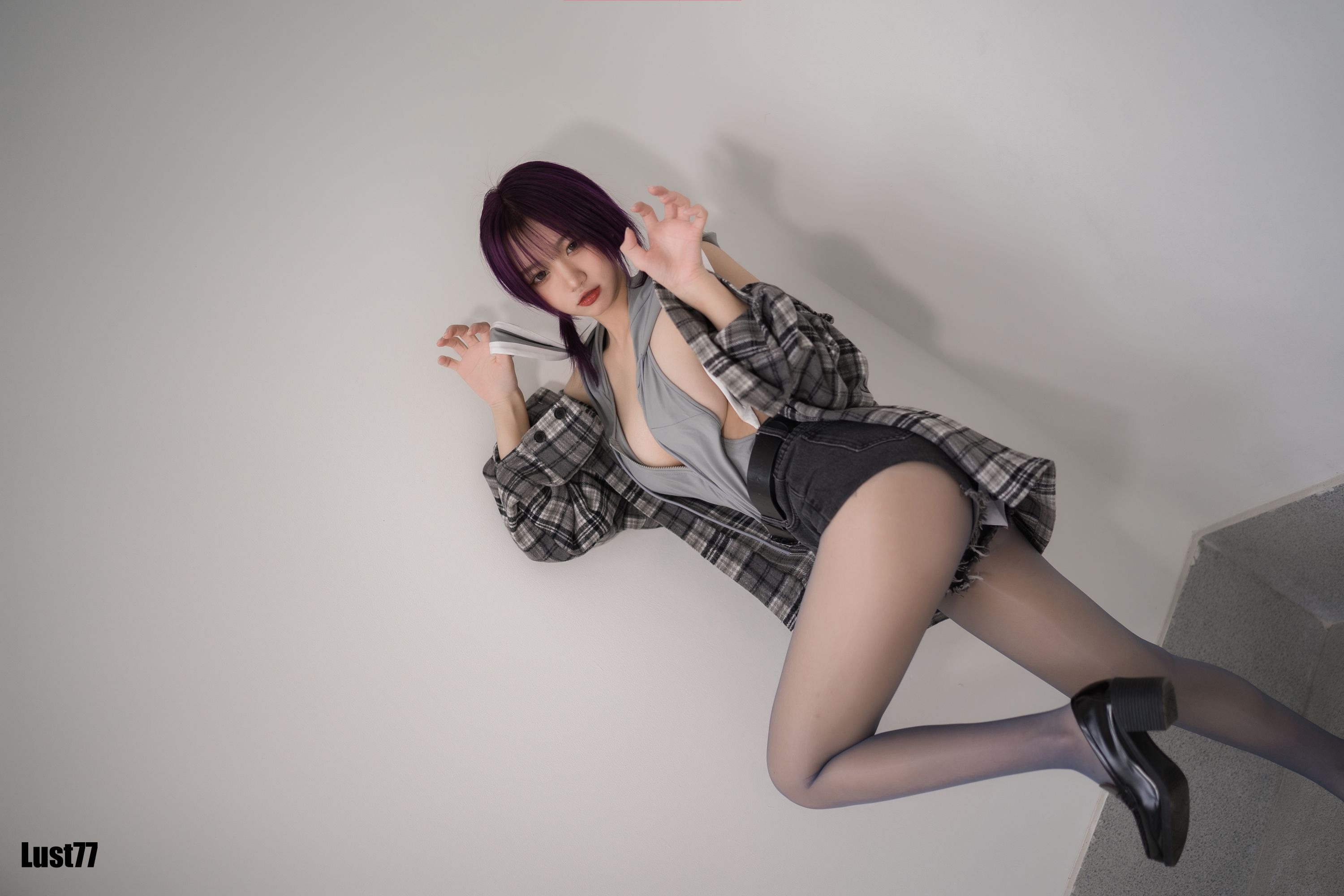 칠칠은 귀엽지 않다 작은 회색 토끼 71P1V