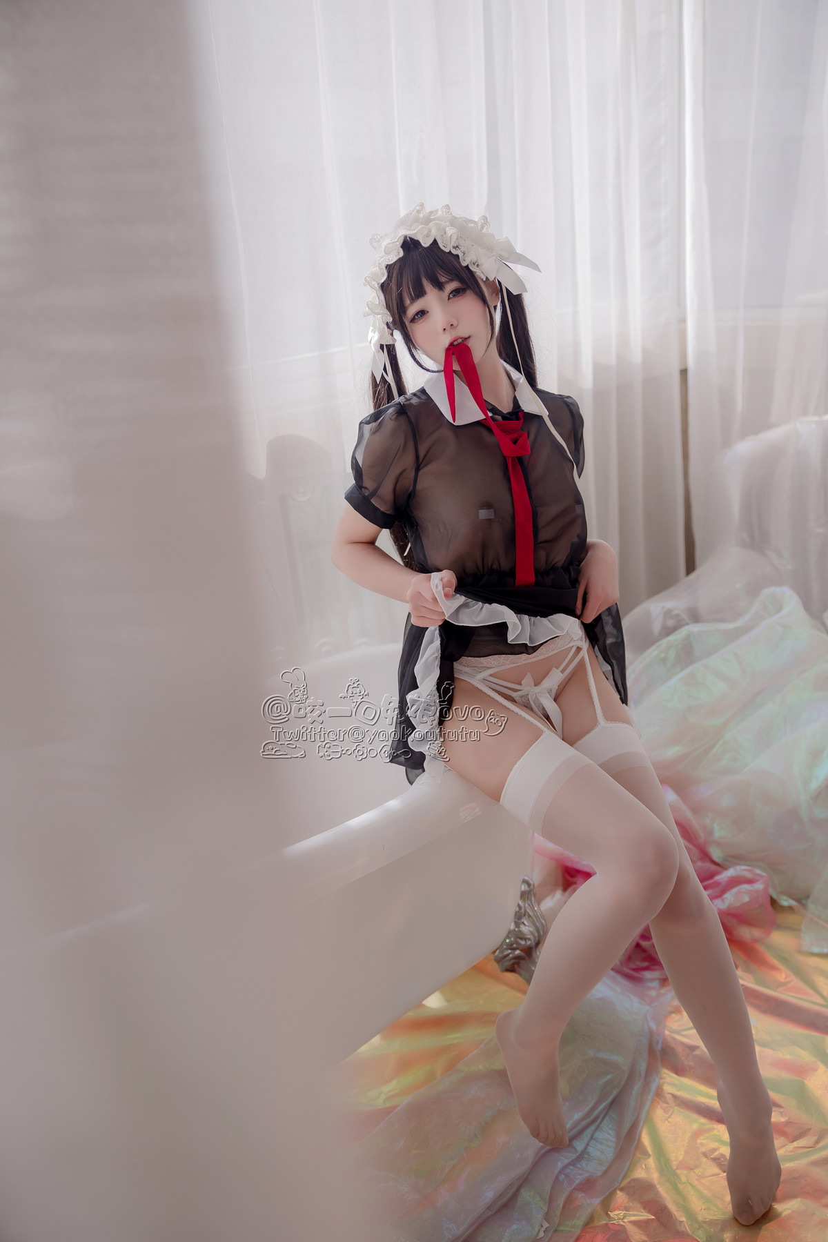 Cosplay Niên Niên Đoàn Tử Thỏ Hắc Bạch Nữ Phụ