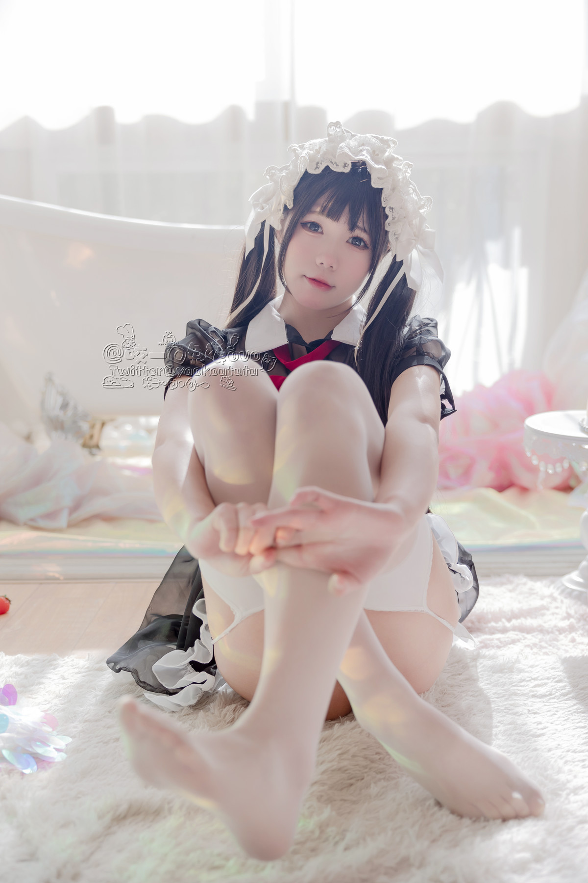 Cosplay Niên Niên Đoàn Tử Thỏ Hắc Bạch Nữ Phụ