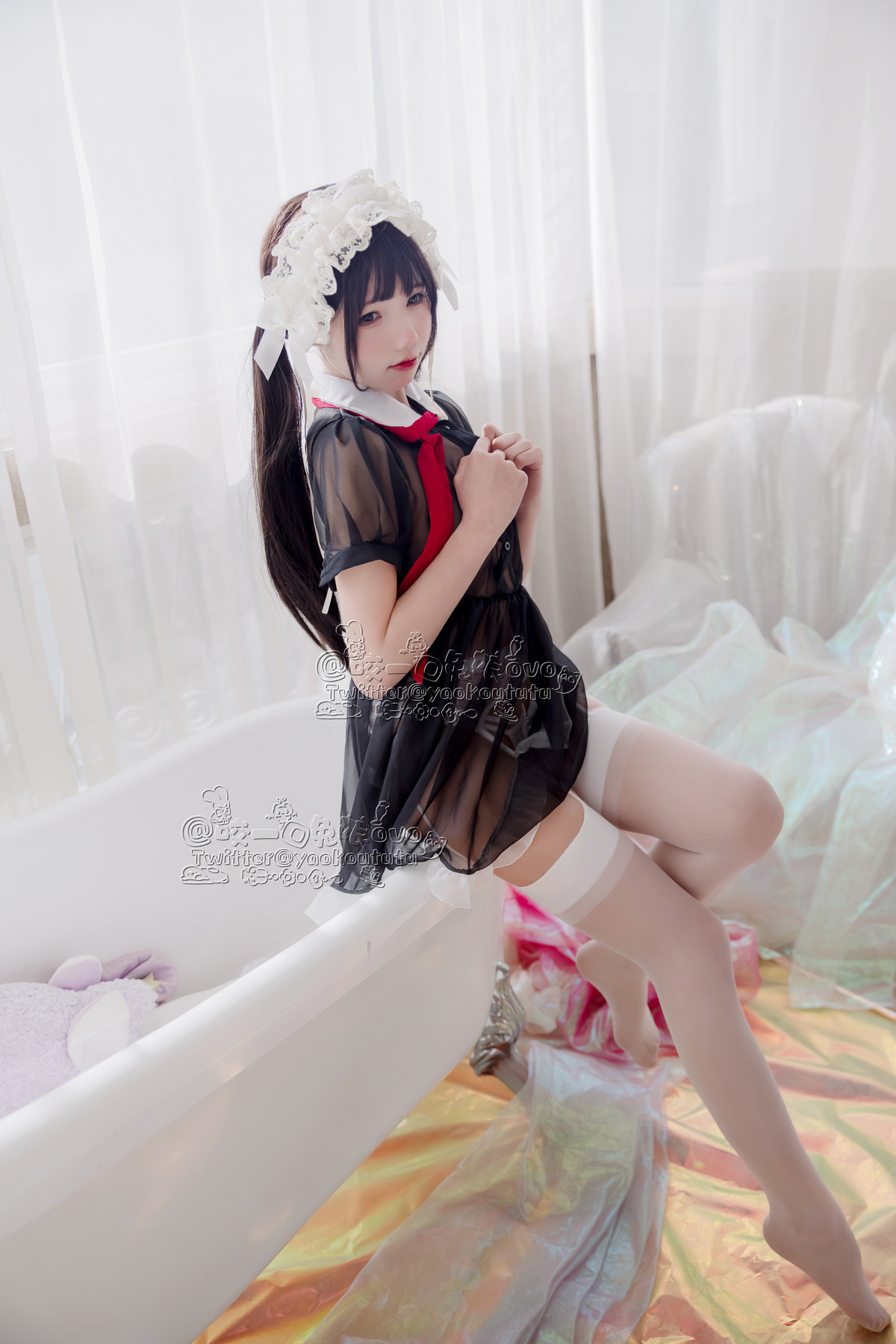 Cosplay Niên Niên Đoàn Tử Thỏ Hắc Bạch Nữ Phụ