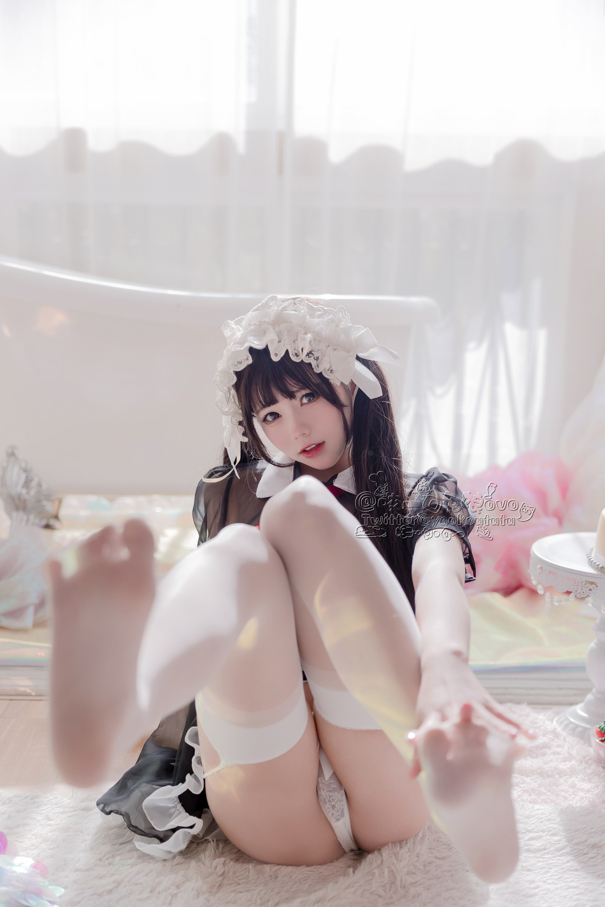 Cosplay Niên Niên Đoàn Tử Thỏ Hắc Bạch Nữ Phụ