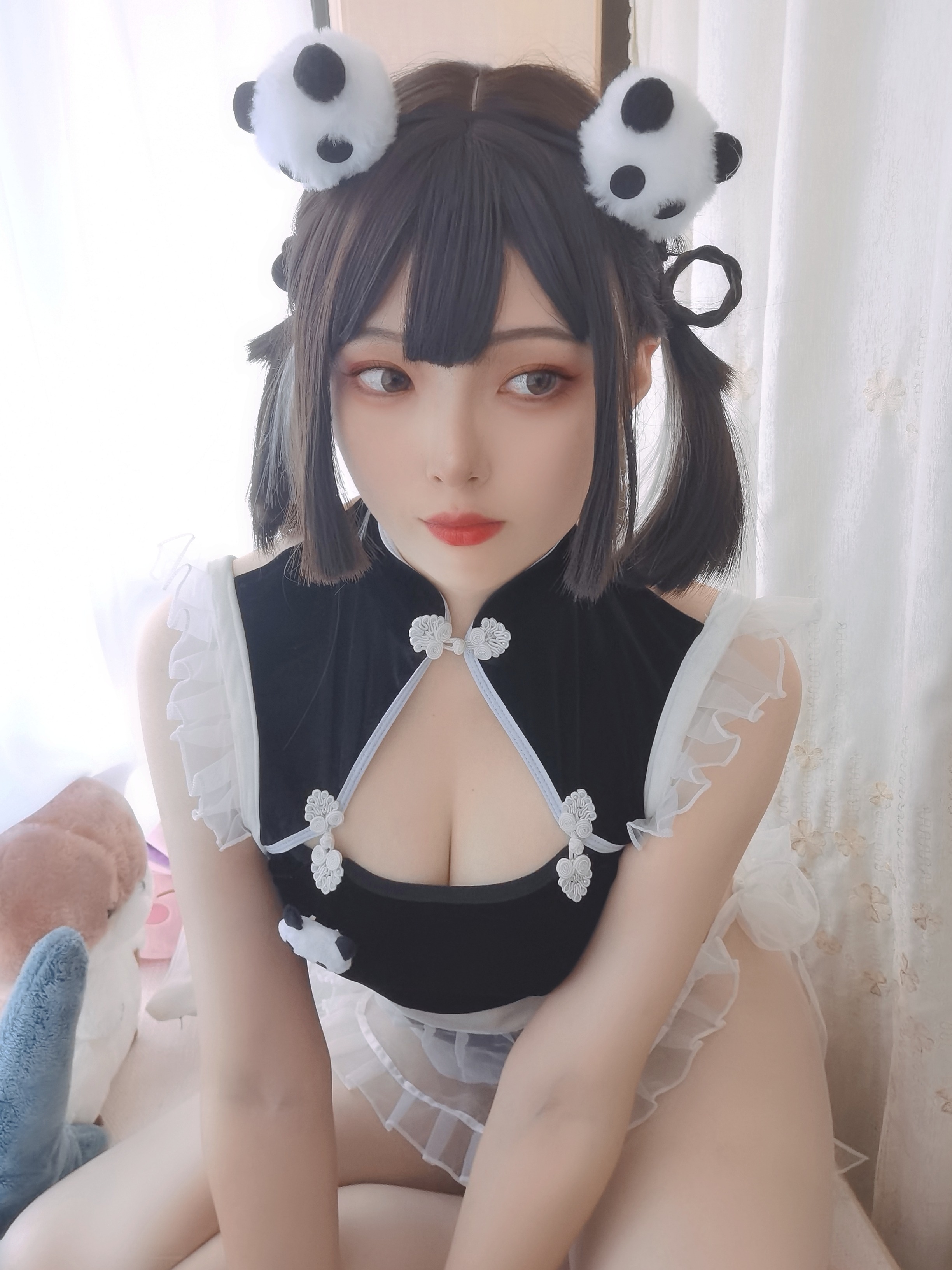 Natsuko Xia Xia Zi Panda Maid 64P1V