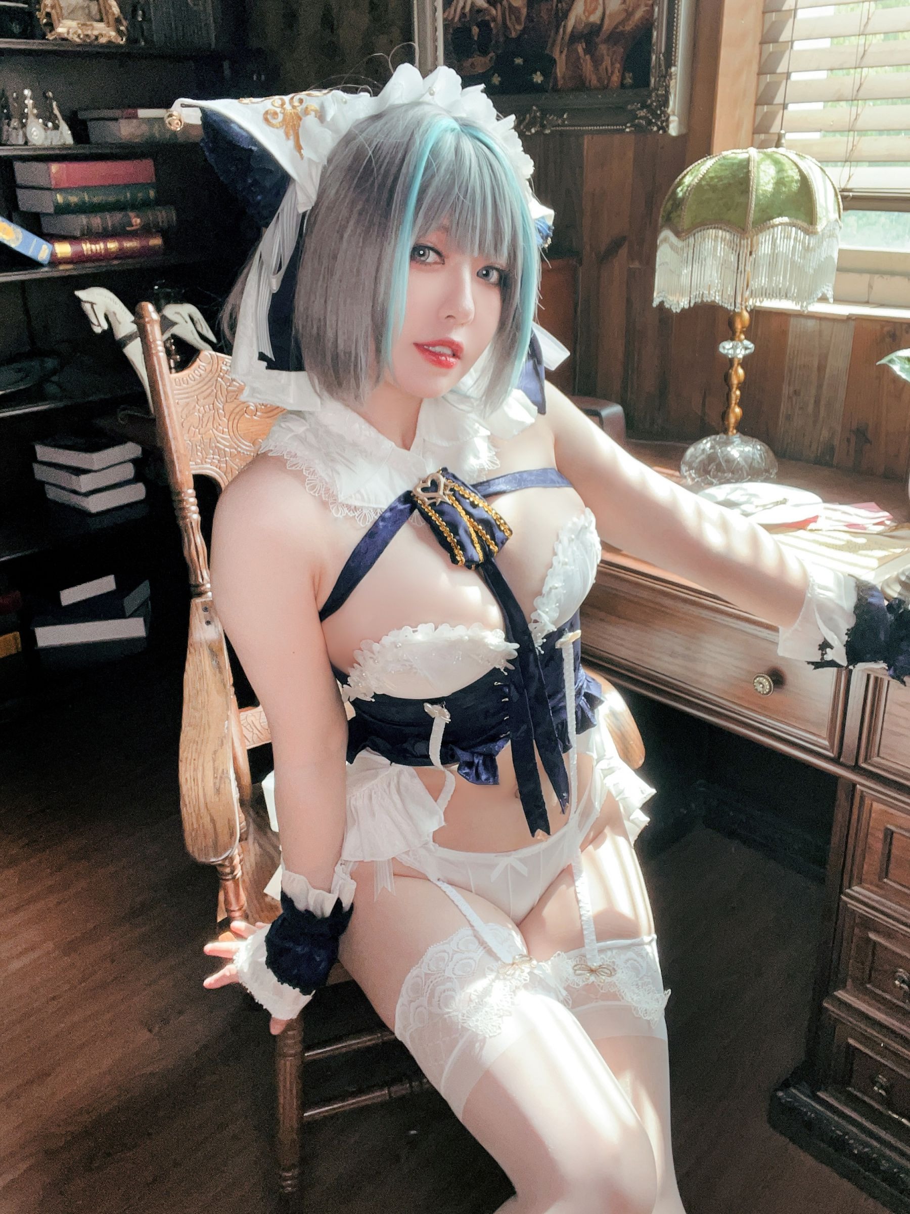 ハンバン子 アズールレーン チェシャー抱き枕 56P