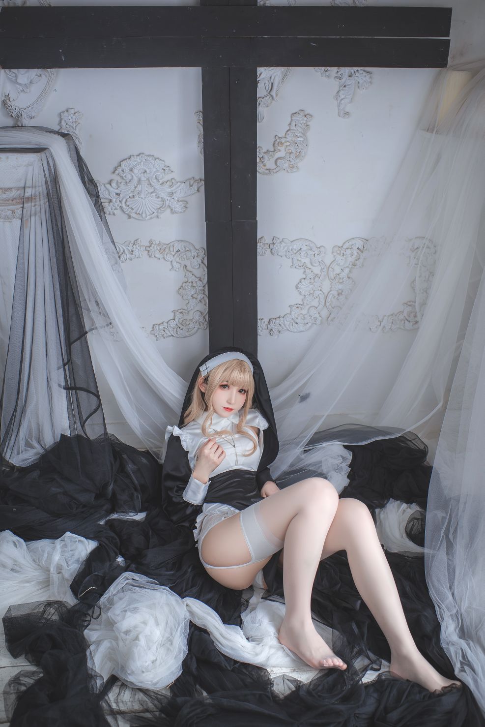 衣衣 - 修女 [59P3V-377MB