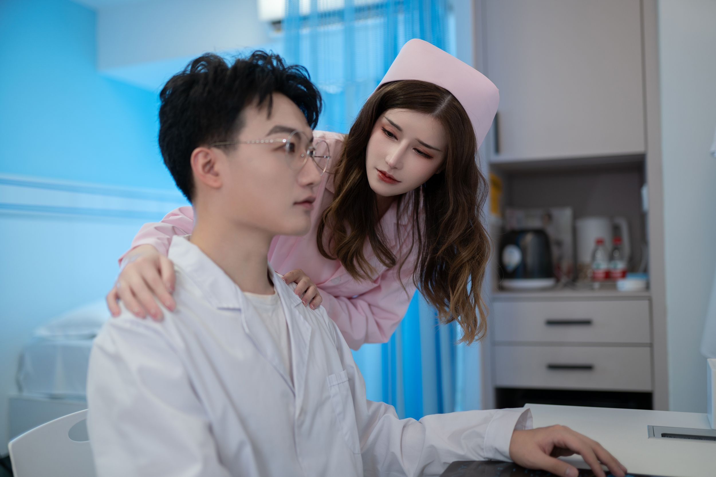 Lu Ba Sui - Doctors and Nurses 65P