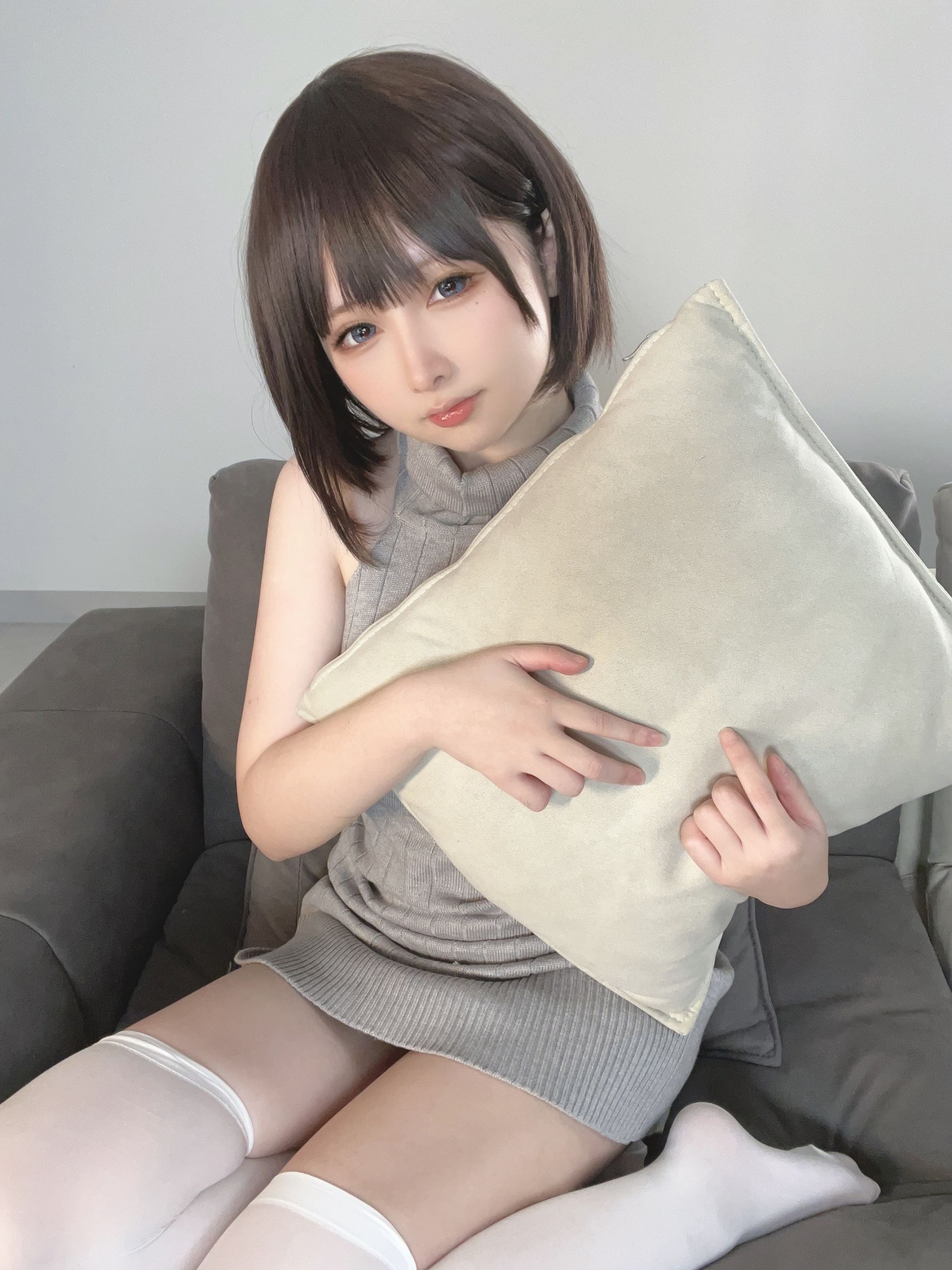 樱梨梨 冬日女友自拍 [30P-245MB