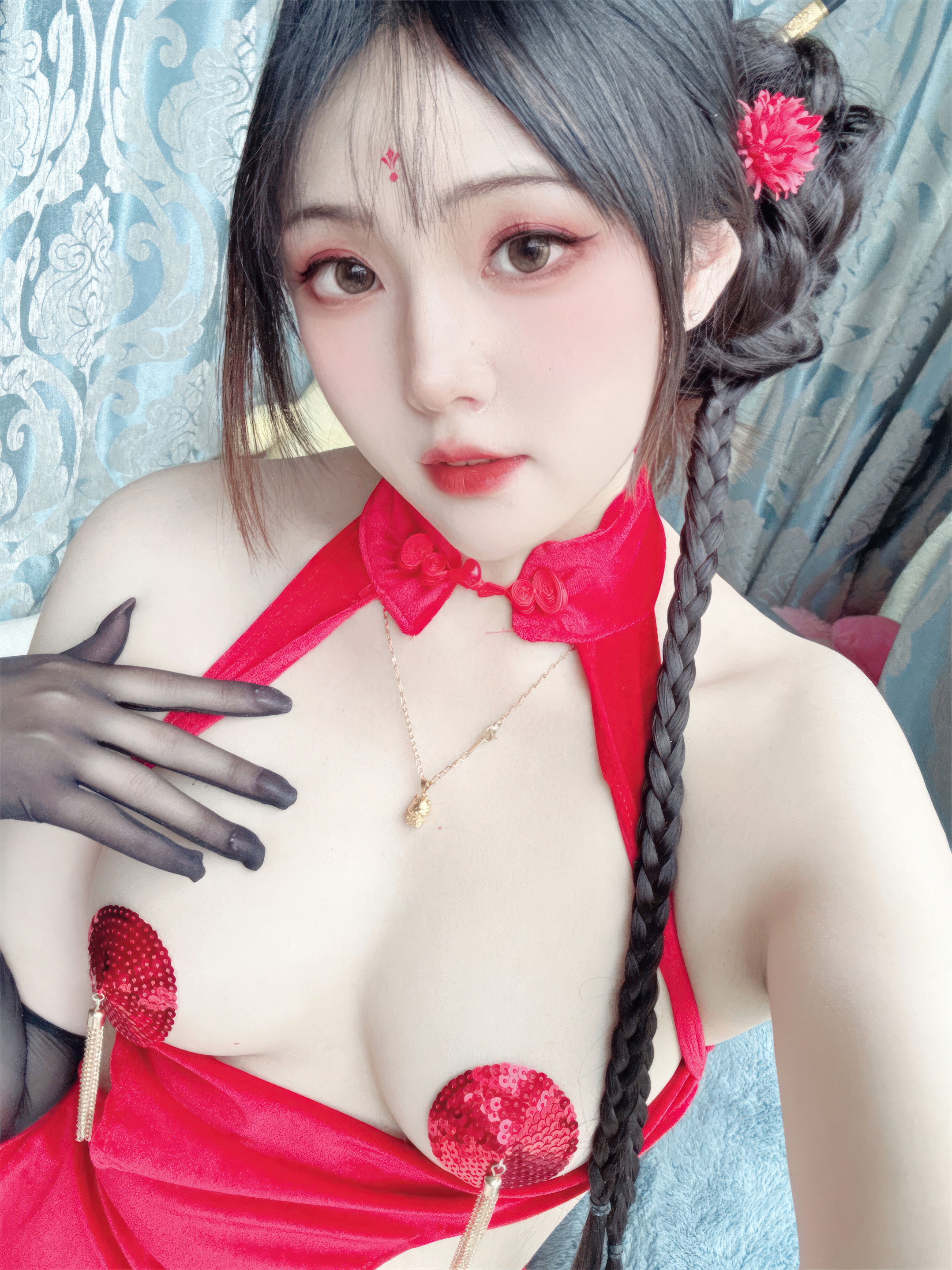 Natsuko Năm Rồng Mừng Xuân 45P