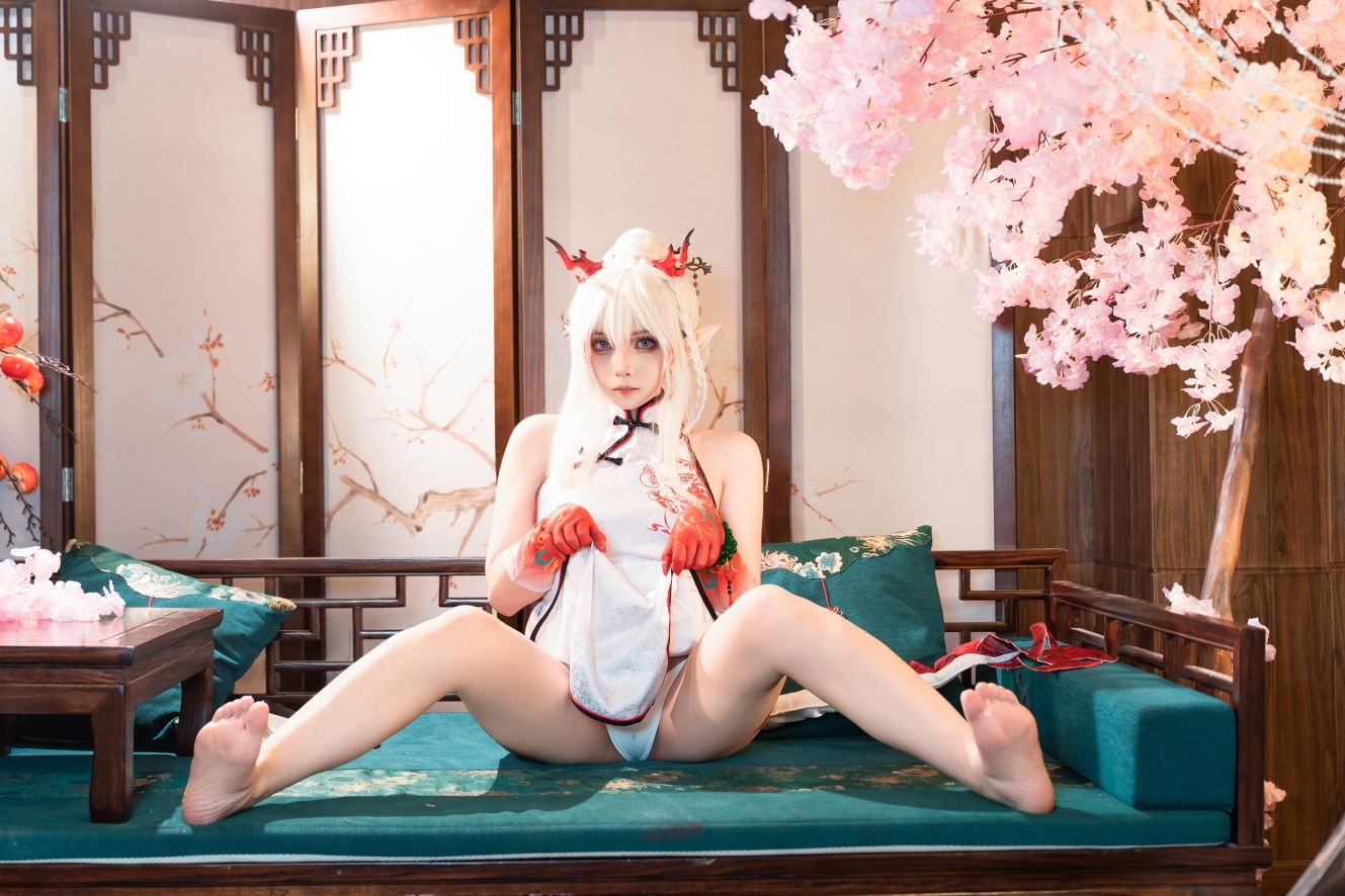 Chengfeng Qianya & Xiao He Tianjiu - Nian Xi Qipao Double Person Omamori [189P-788MB