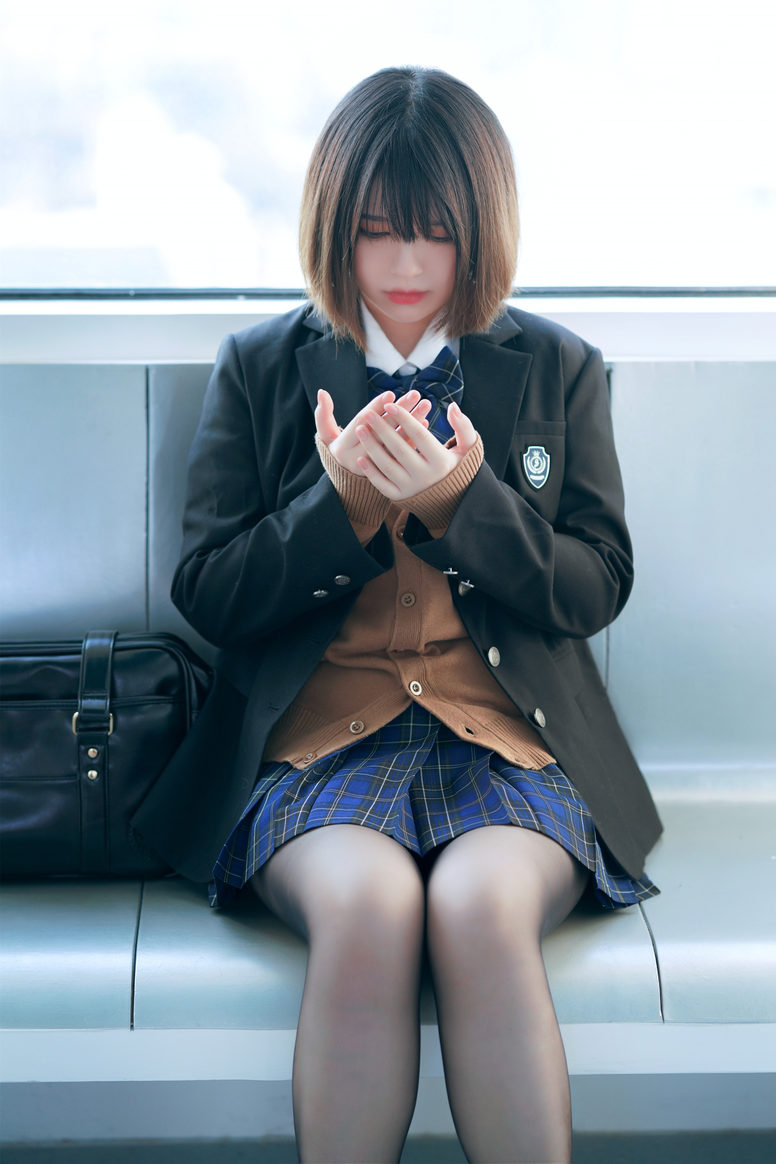 บันบันจือ ฉันชอบท่าเธอในชุดยูนิฟอร์ม (รถราง+สนาม) 58P