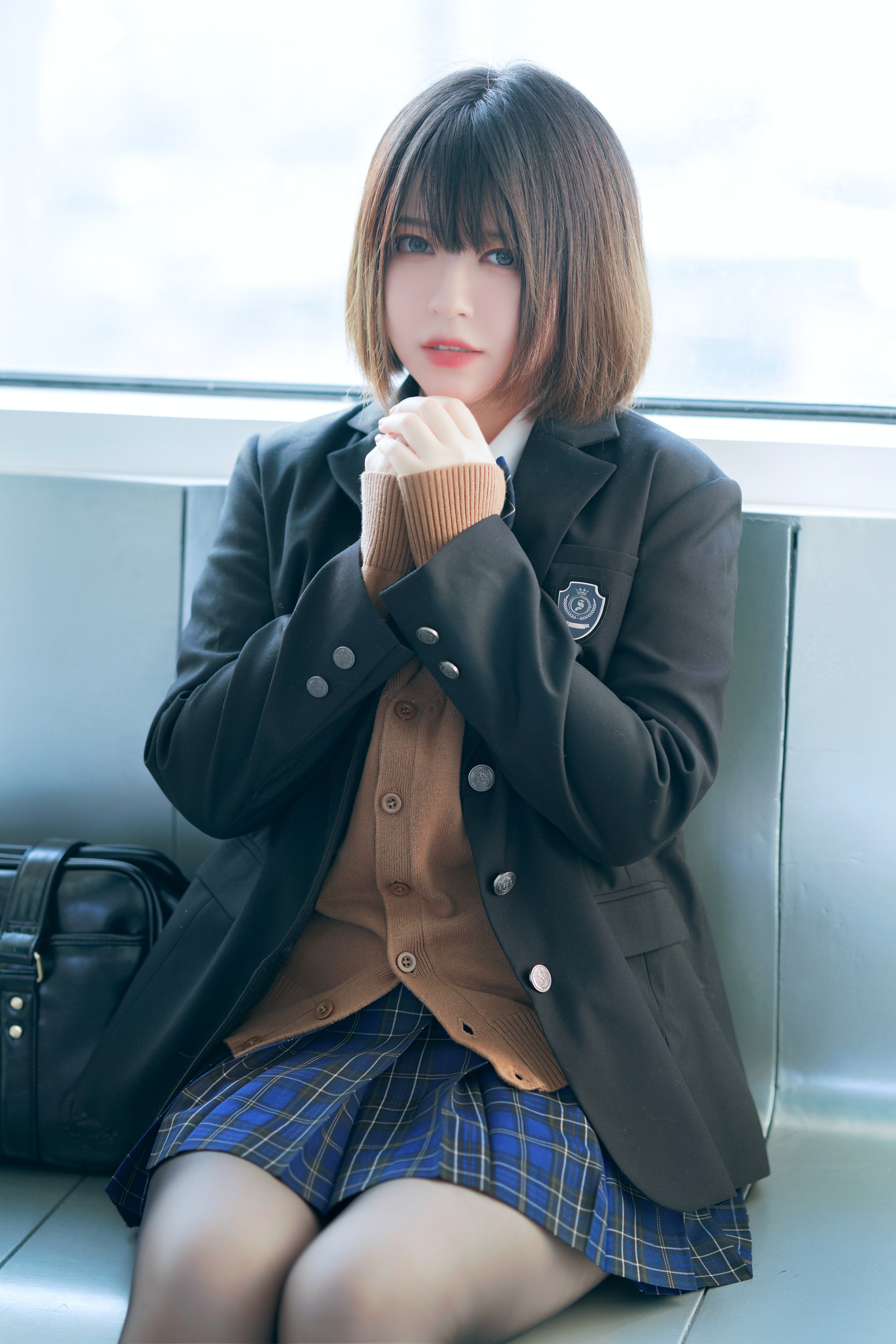 บันบันจือ ฉันชอบท่าเธอในชุดยูนิฟอร์ม (รถราง+สนาม) 58P