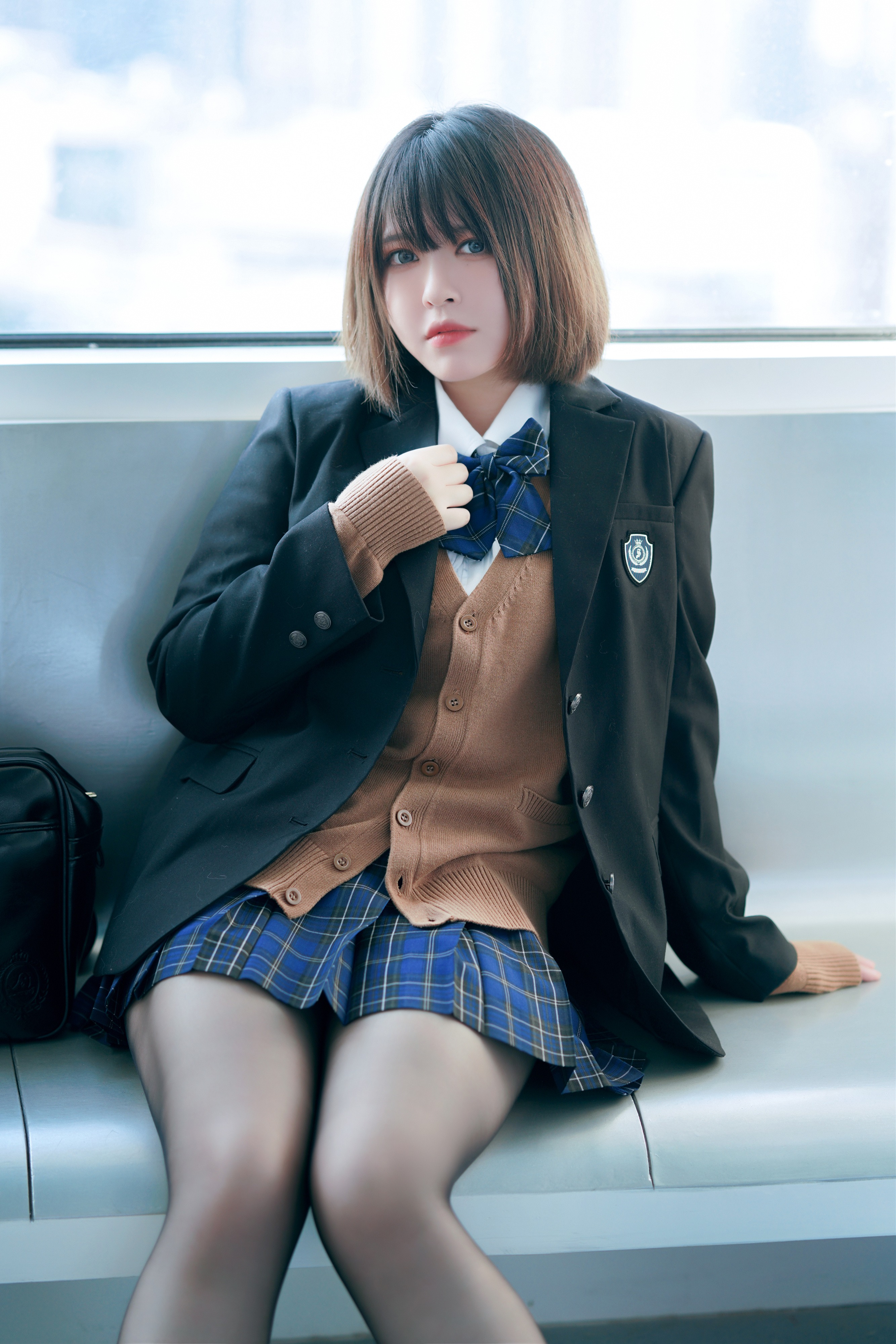 บันบันจือ ฉันชอบท่าเธอในชุดยูนิฟอร์ม (รถราง+สนาม) 58P