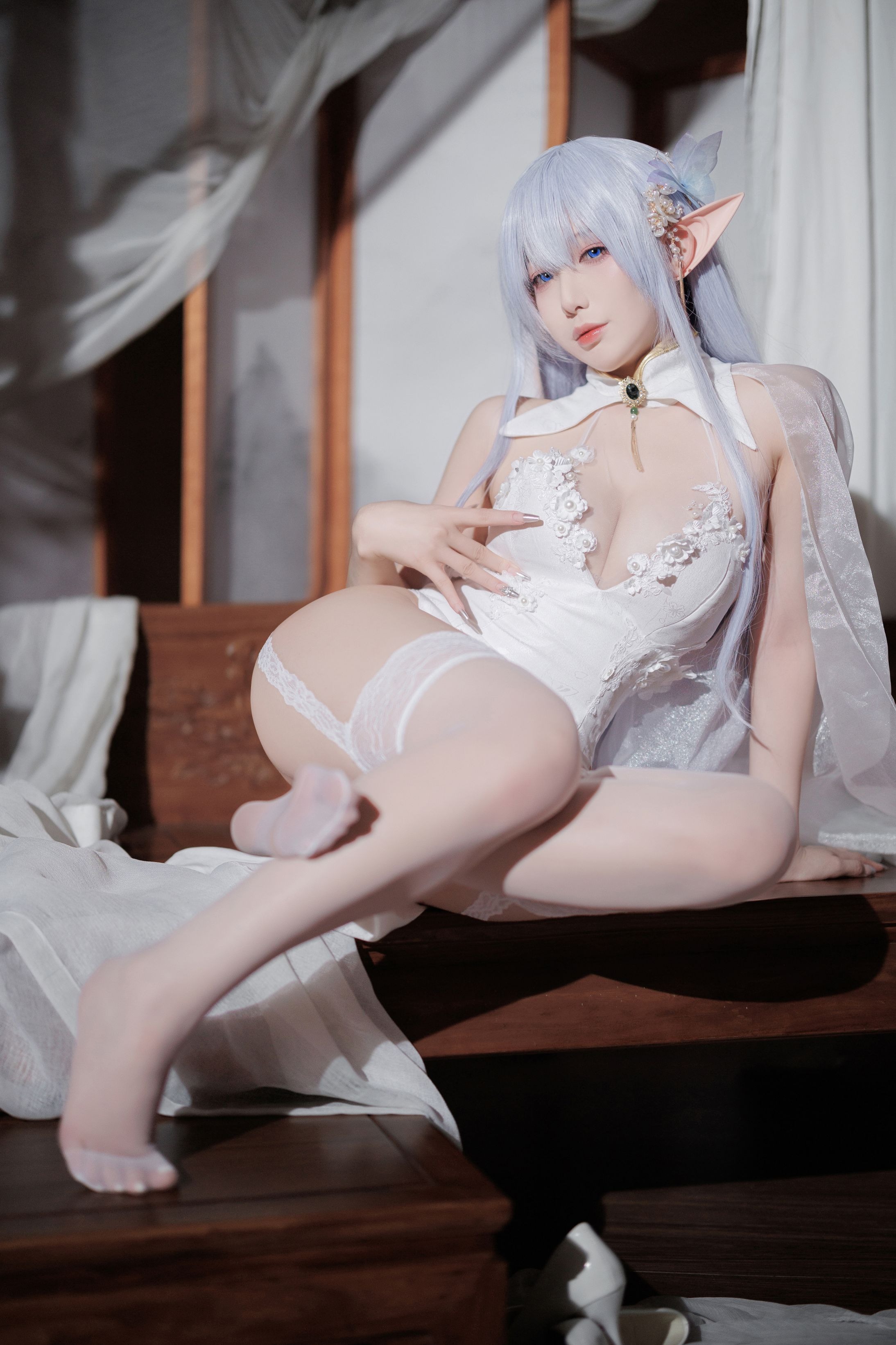 Feng Jiangjiang Albion Qipao 40P