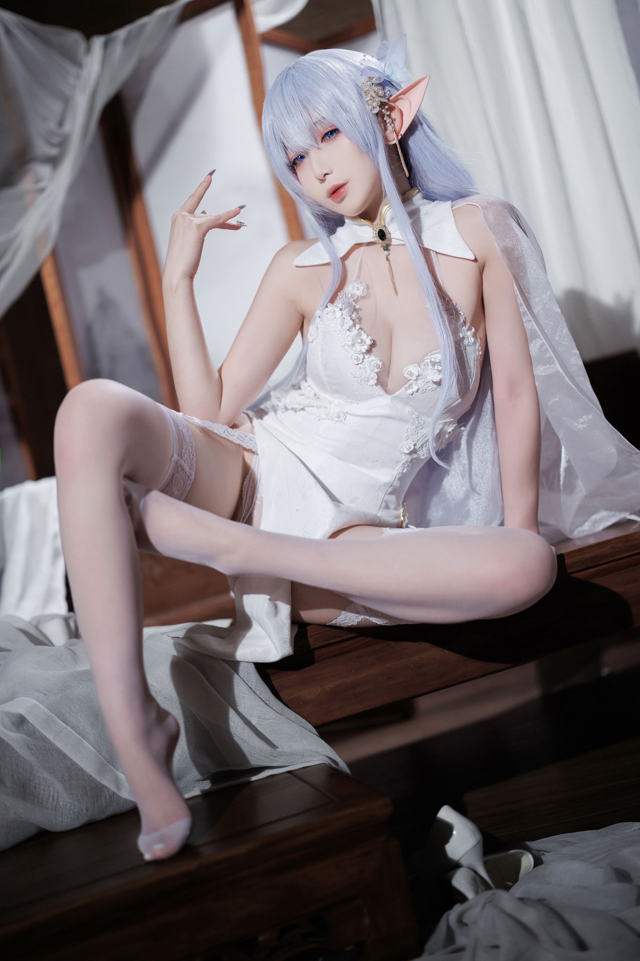 Feng Jiangjiang Albion Qipao 40P