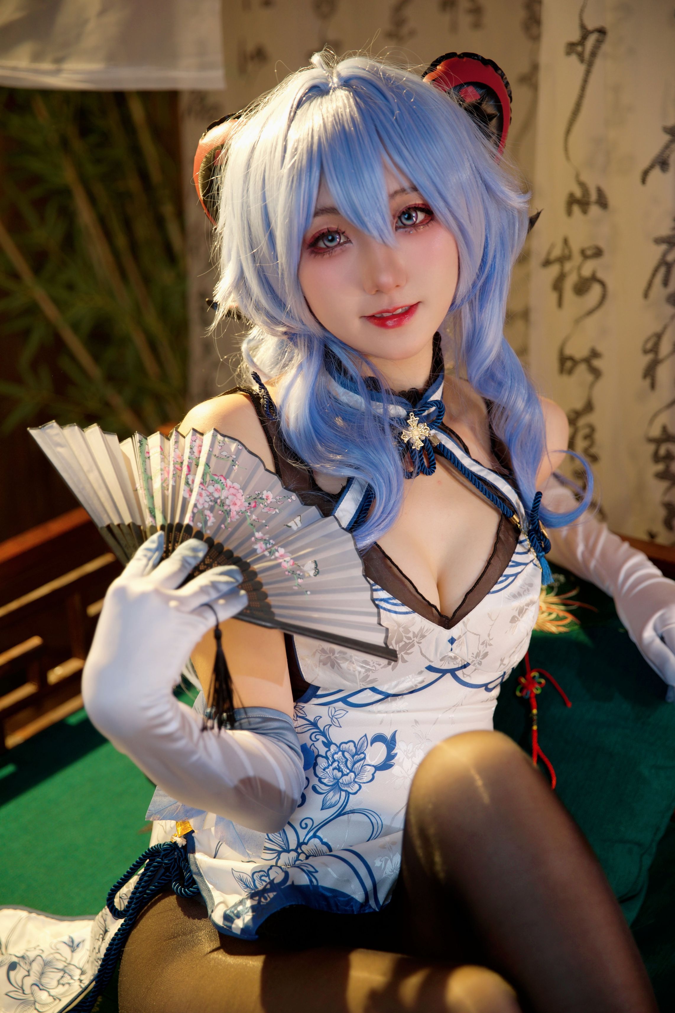 Xie Xuexue Ya Ganyu Blue and White Porcelain