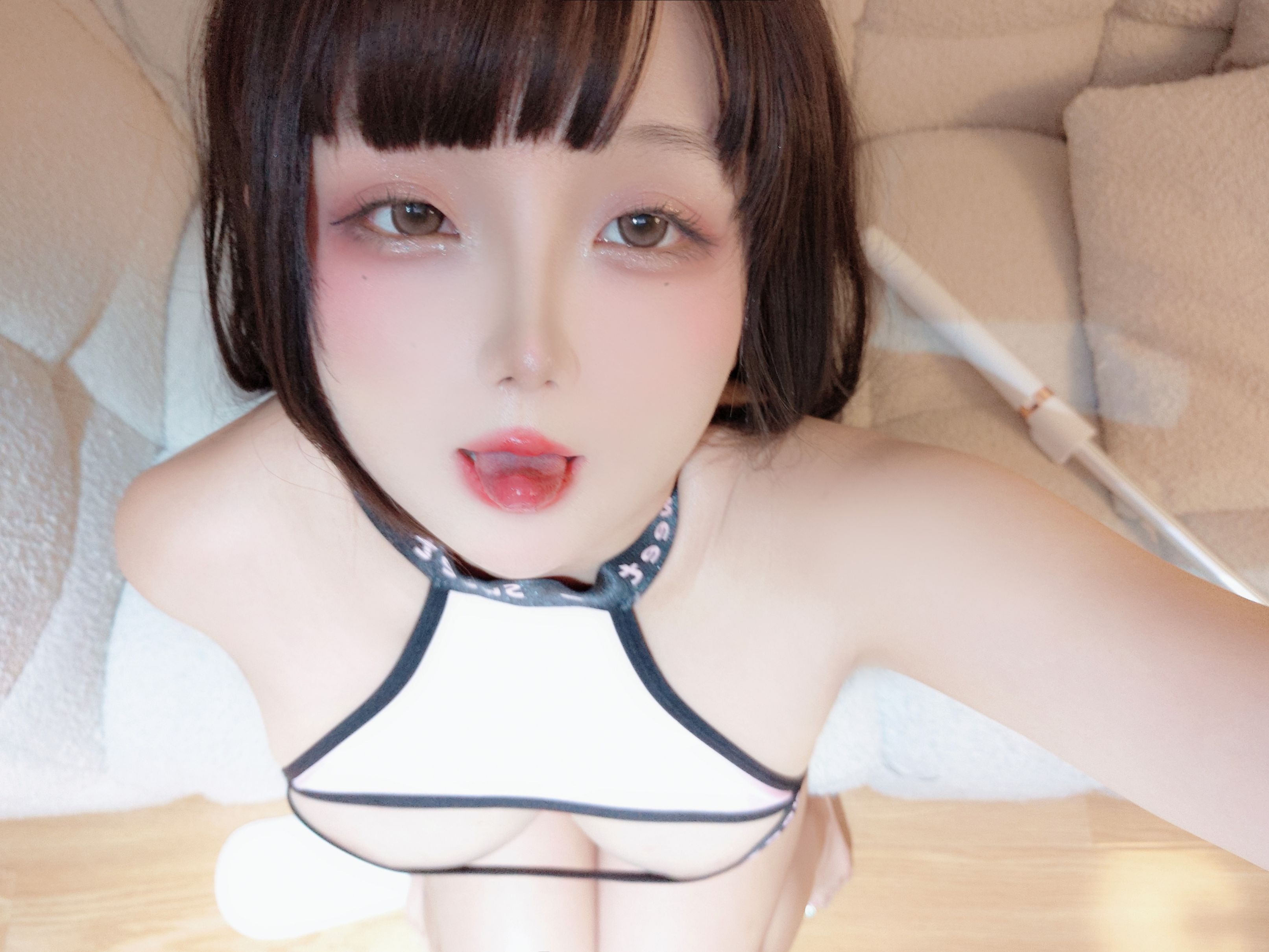 日奈嬌 夜が降りる 61P1V
