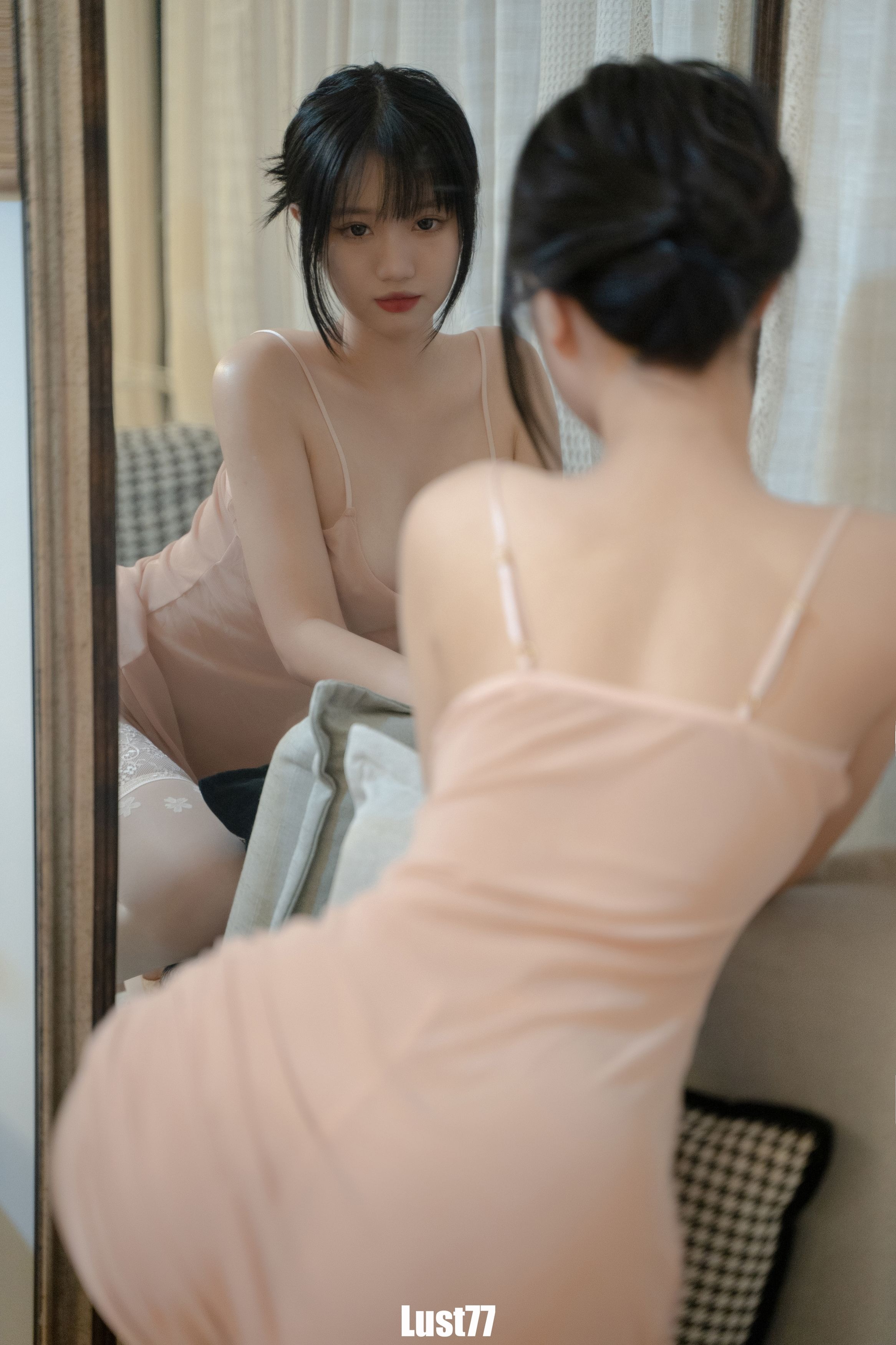 柒柒要乖哦 - 霧紗裙 61P