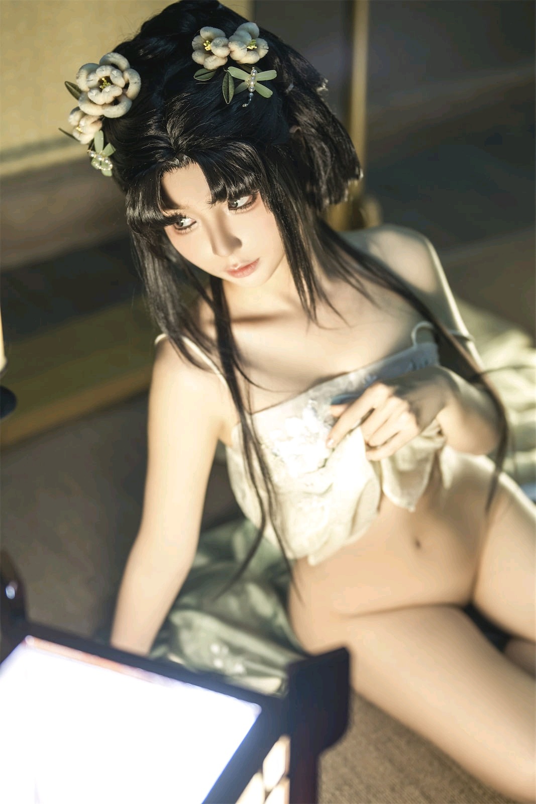 Chun Mo Mo - Ancient Costume 152P