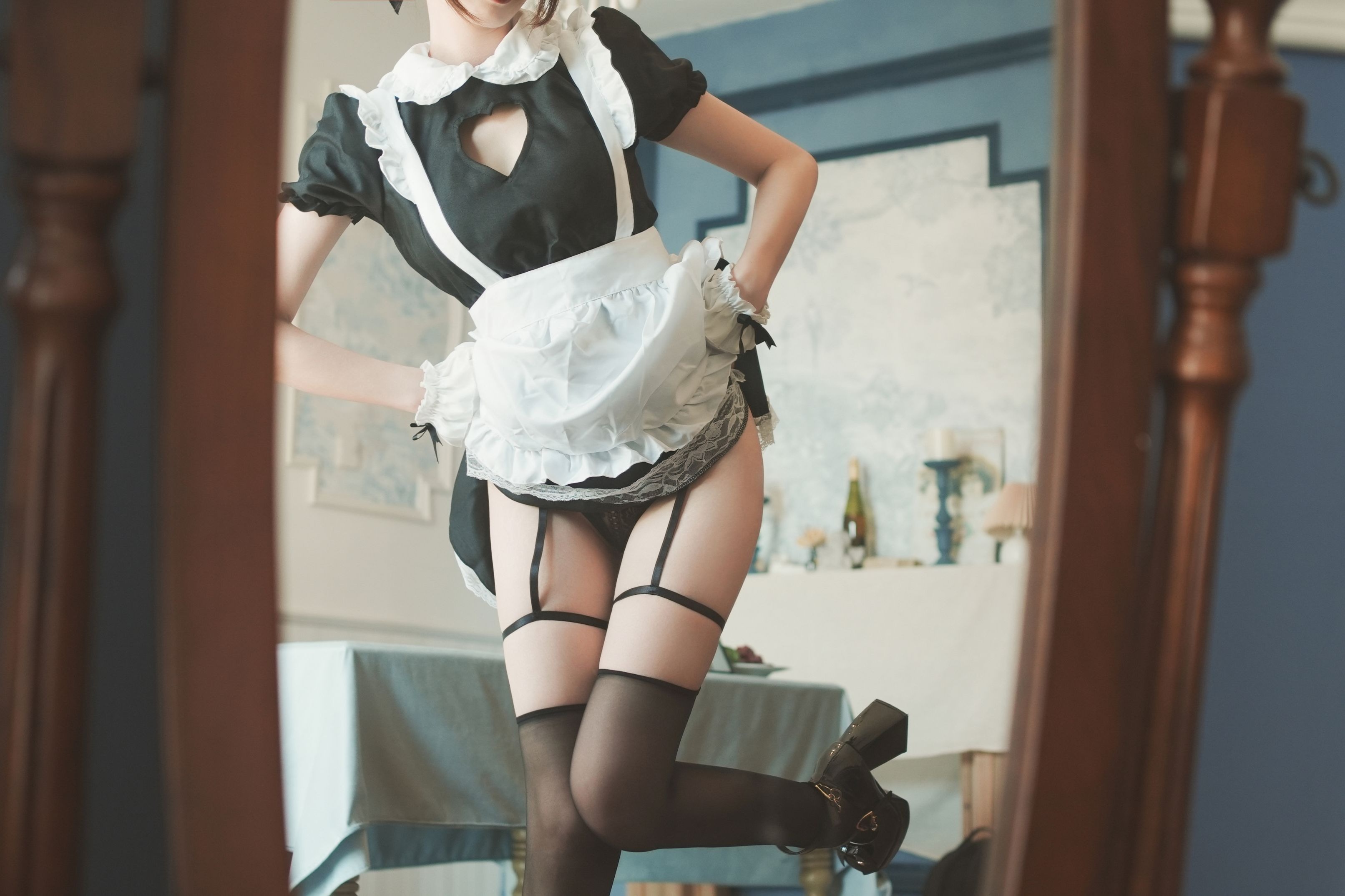 Feng Jiangjiang v Maid 36P