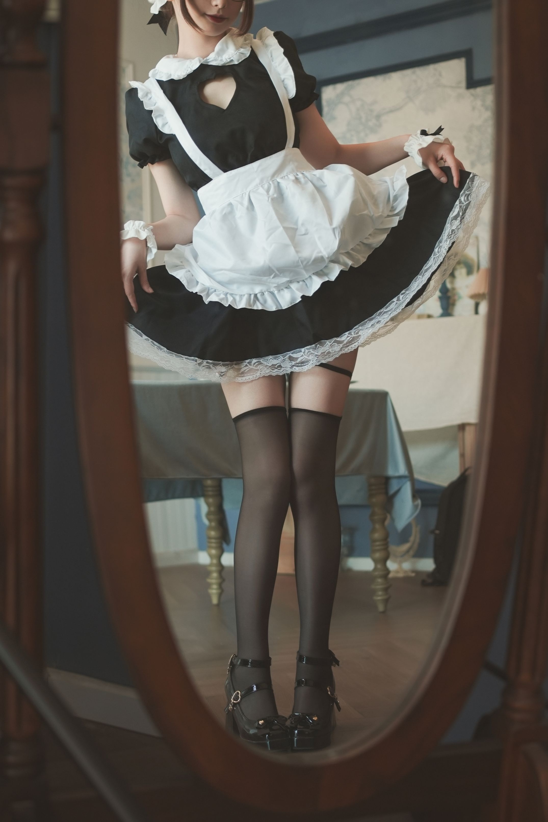 Feng Jiangjiang v Maid 36P