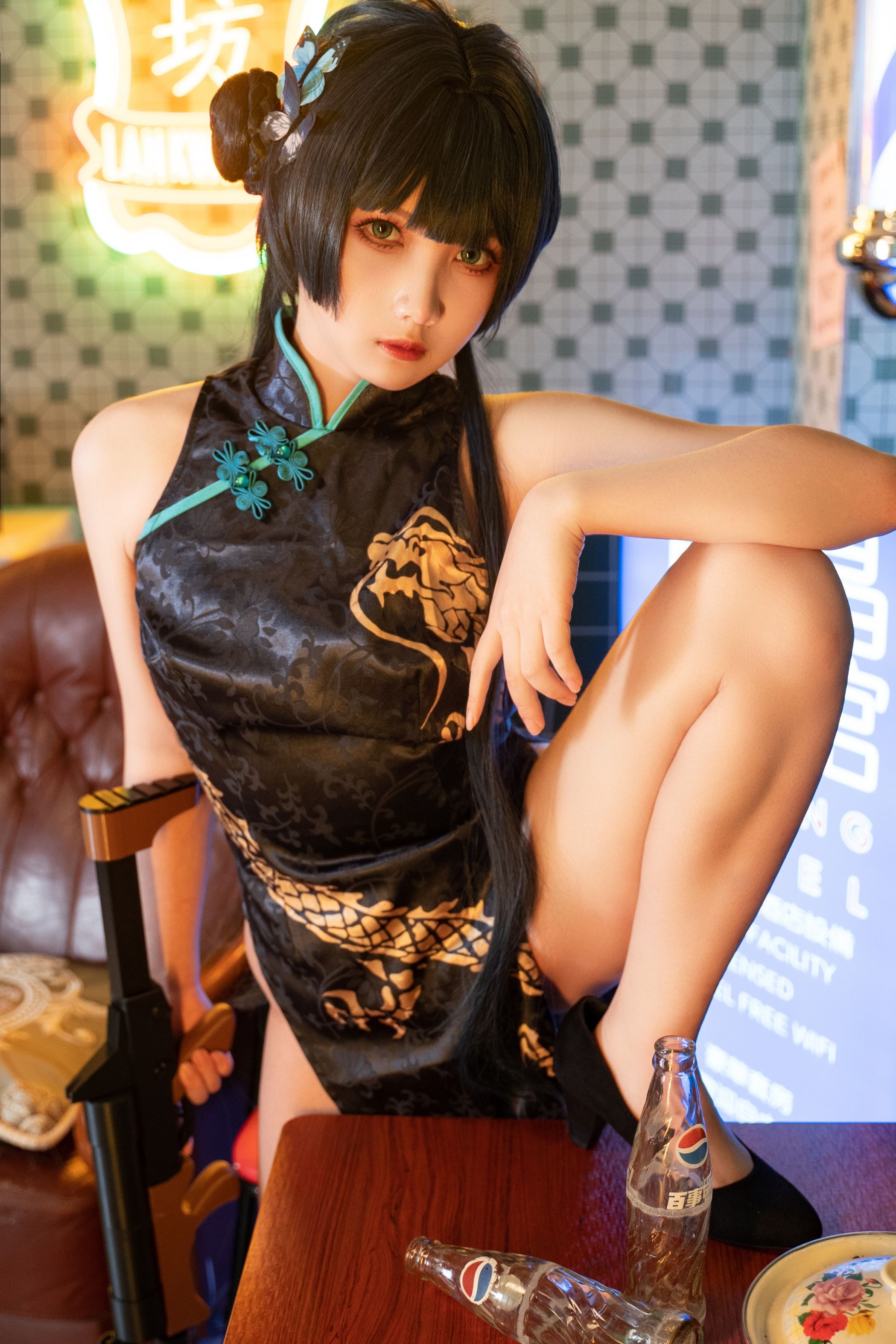 小和甜酒妃咲195P1V