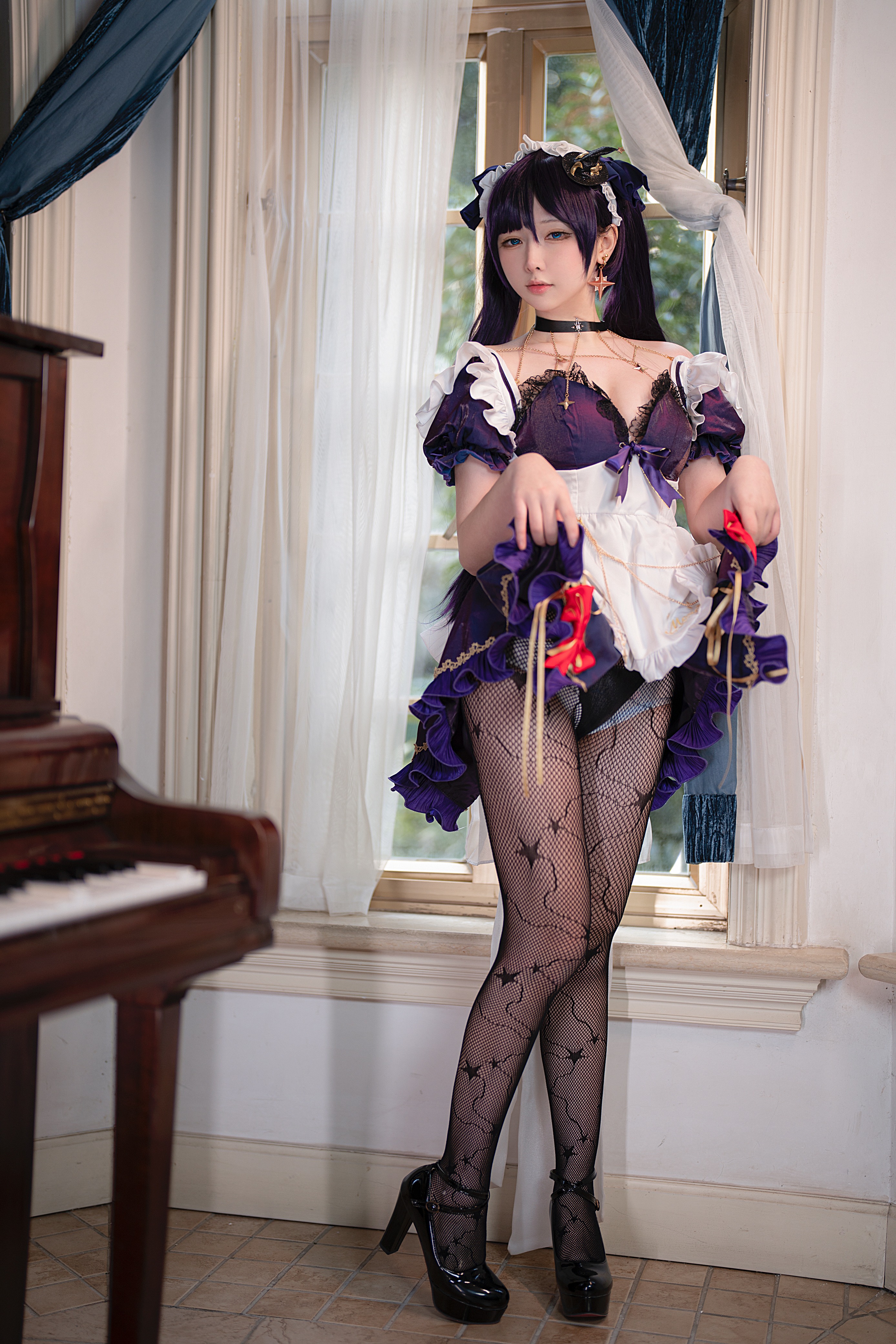 Ying Li Li Mona Nữ Tỳ 34P