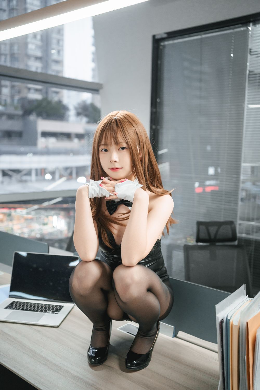 Chocolate Round Bun - Onboarding Training [45P-524.44 MB