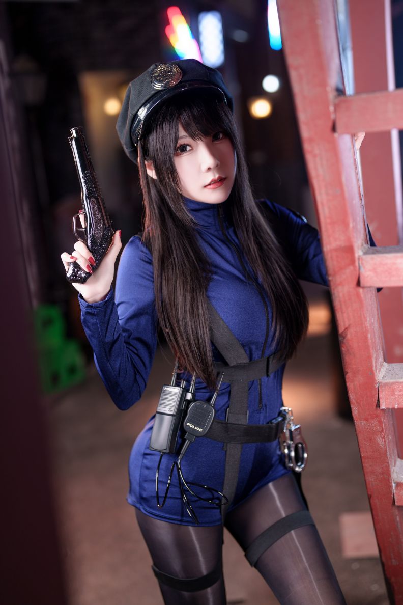 香草喵露露 - 2023年11月艦長 女警[40P1V-1.54GB