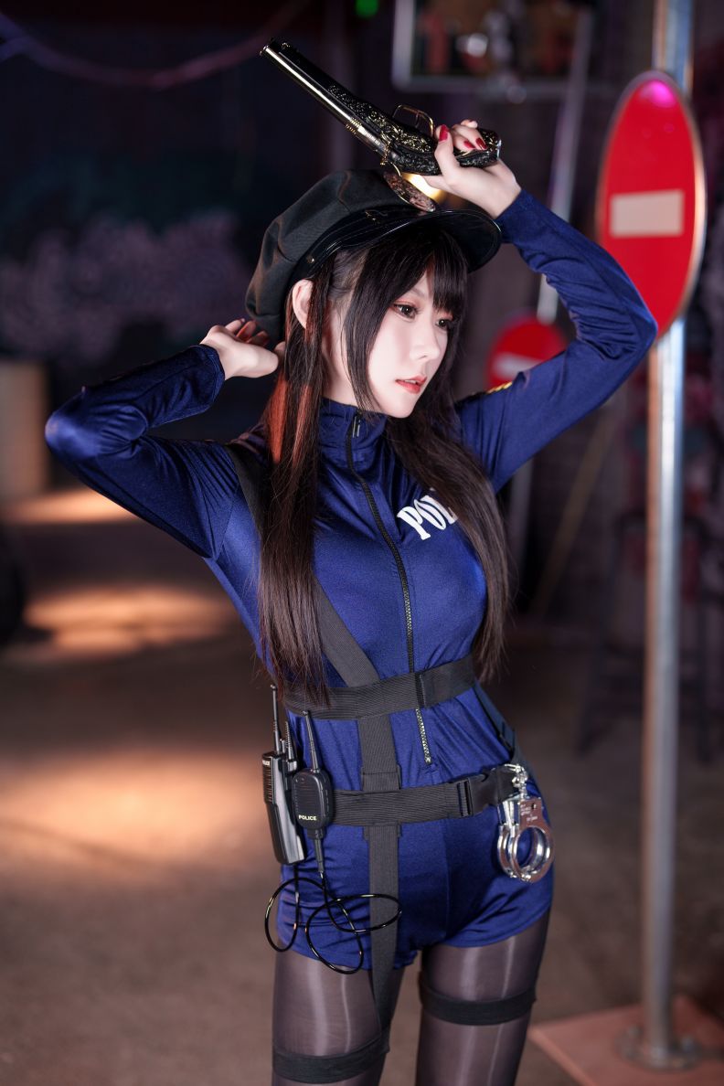 香草喵露露 - 2023年11月艦長 女警[40P1V-1.54GB