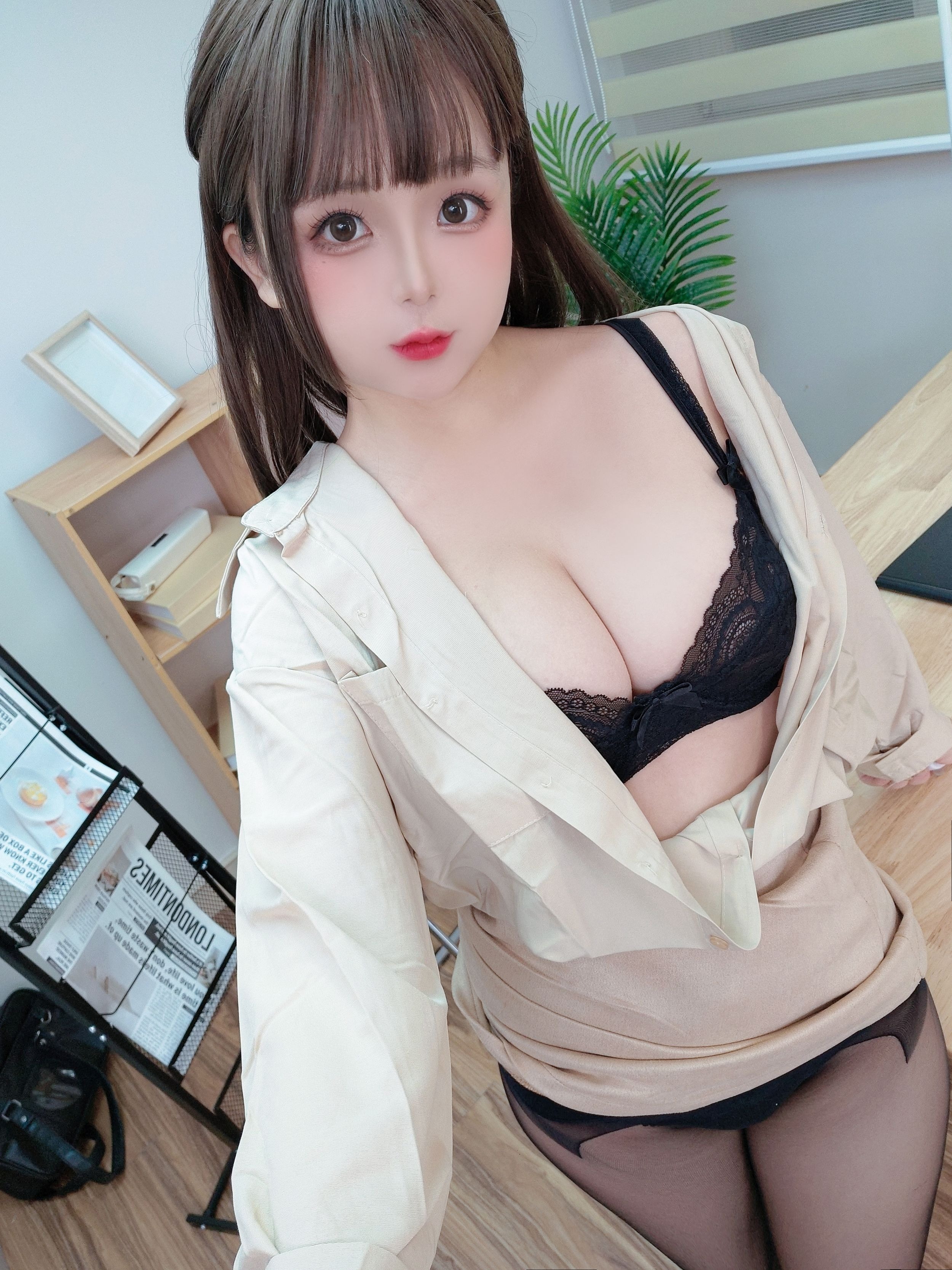 Nhật Nai Jiao - Thư ký 181P