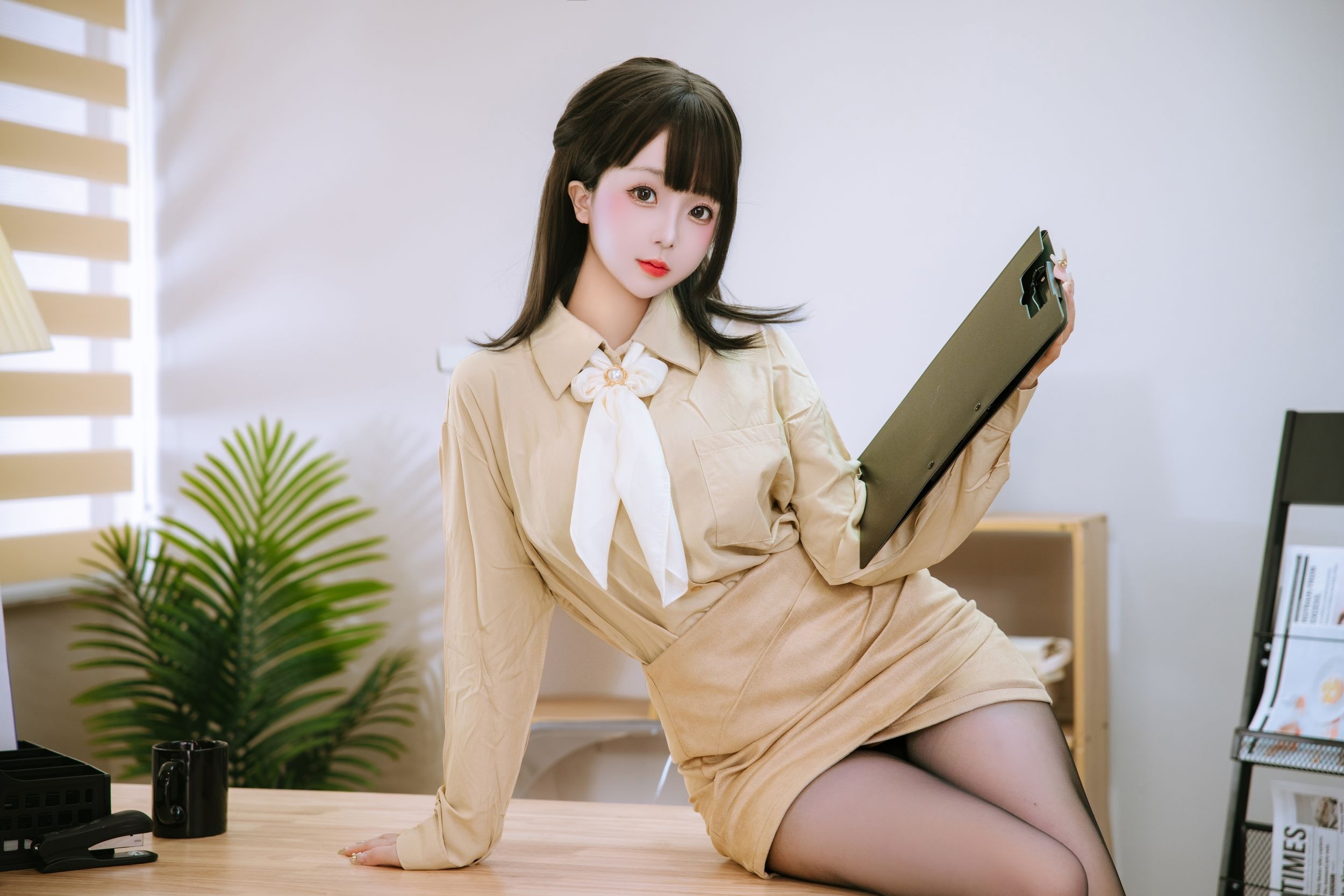日奈娇 - 秘書 181P