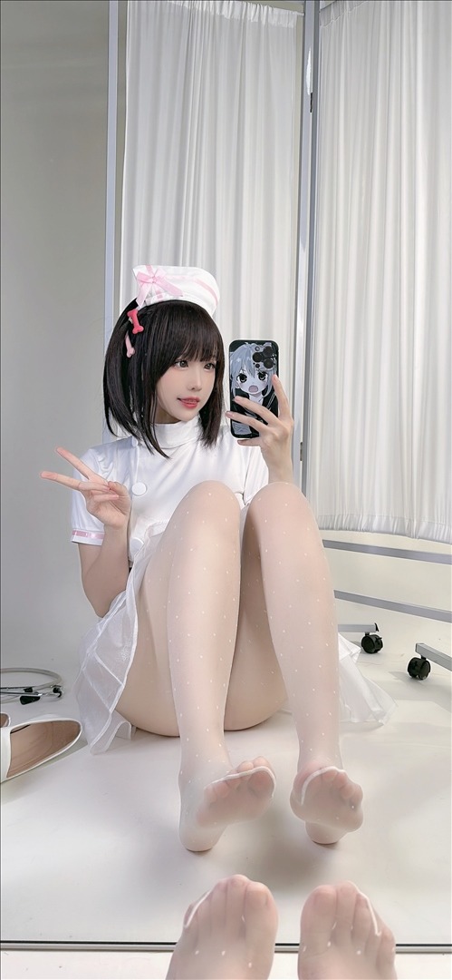 Miko-chan - Y tá Bé 36P