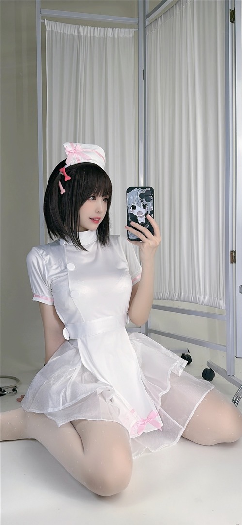 Miko-chan - Y tá Bé 36P