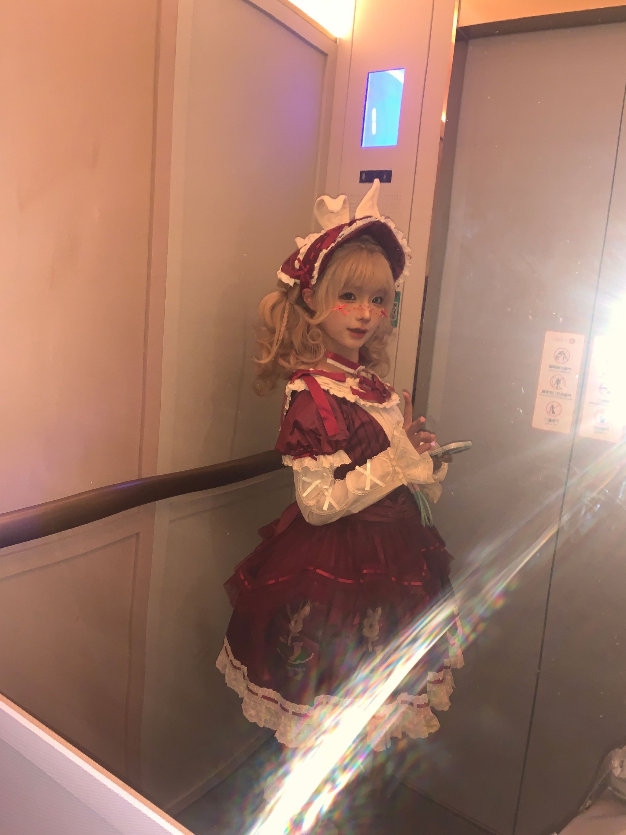 Chun Momo『ショーウィンドウ人形』135P1V コスプレ写真セット