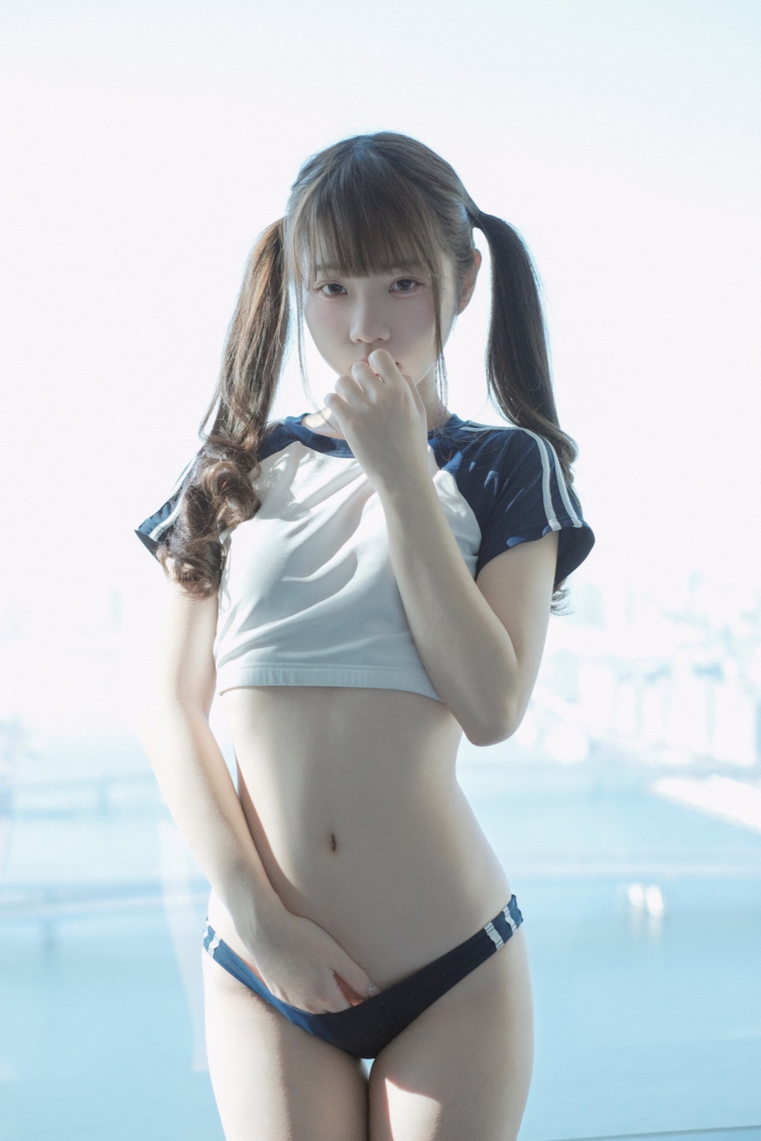 ココ小白兔 - ギフト体操服の少女 35P