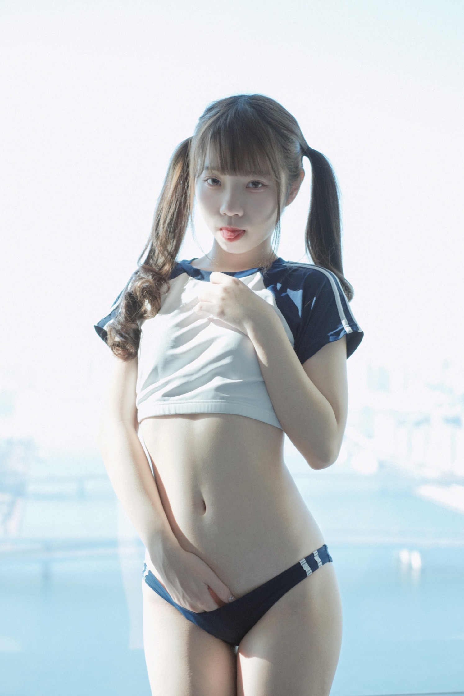 ココ小白兔 - ギフト体操服の少女 35P