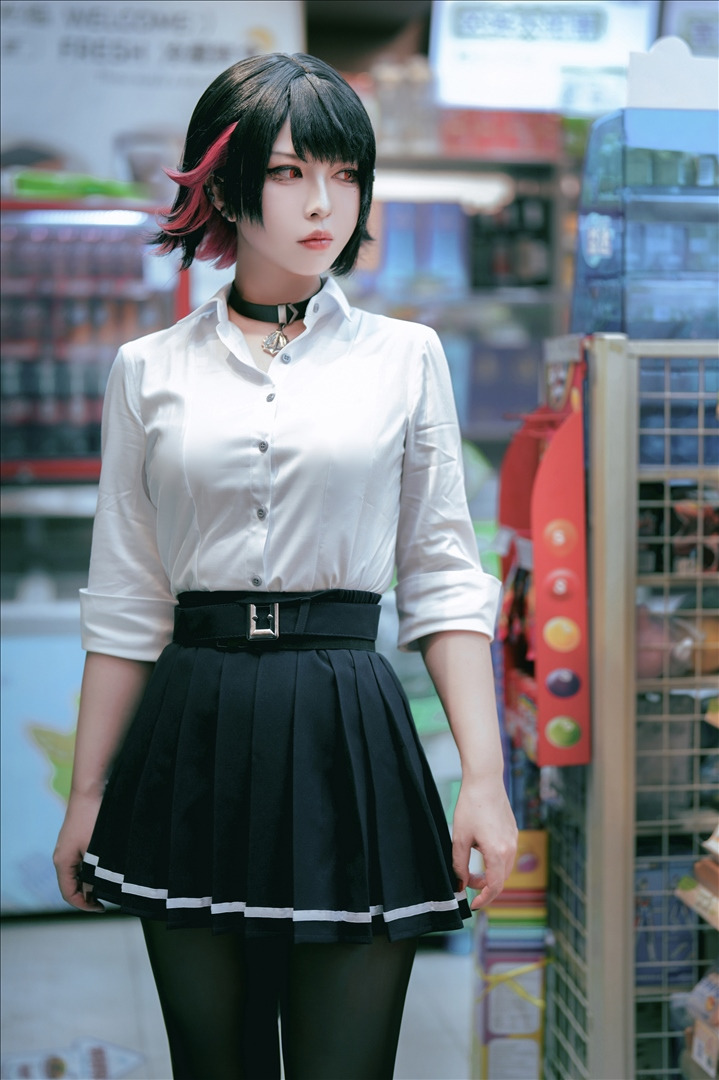 Ban Ban Zi คอสเพลย์ Shark Girl 48P