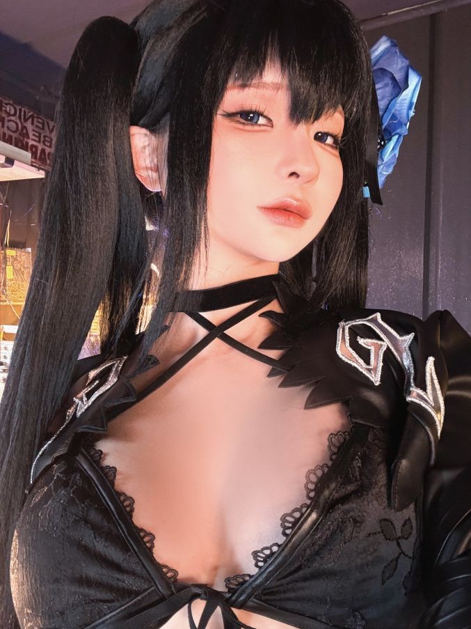 Chun Mo Mo - Black Rock Shooter