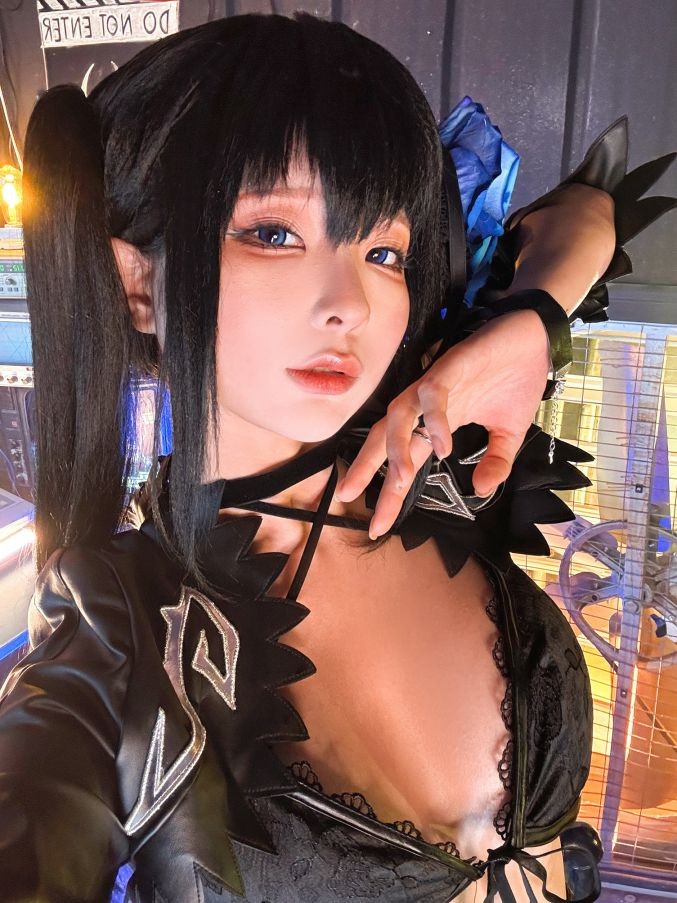 Chun Mo Mo - Black Rock Shooter