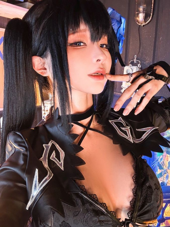 Chun Mo Mo - Black Rock Shooter