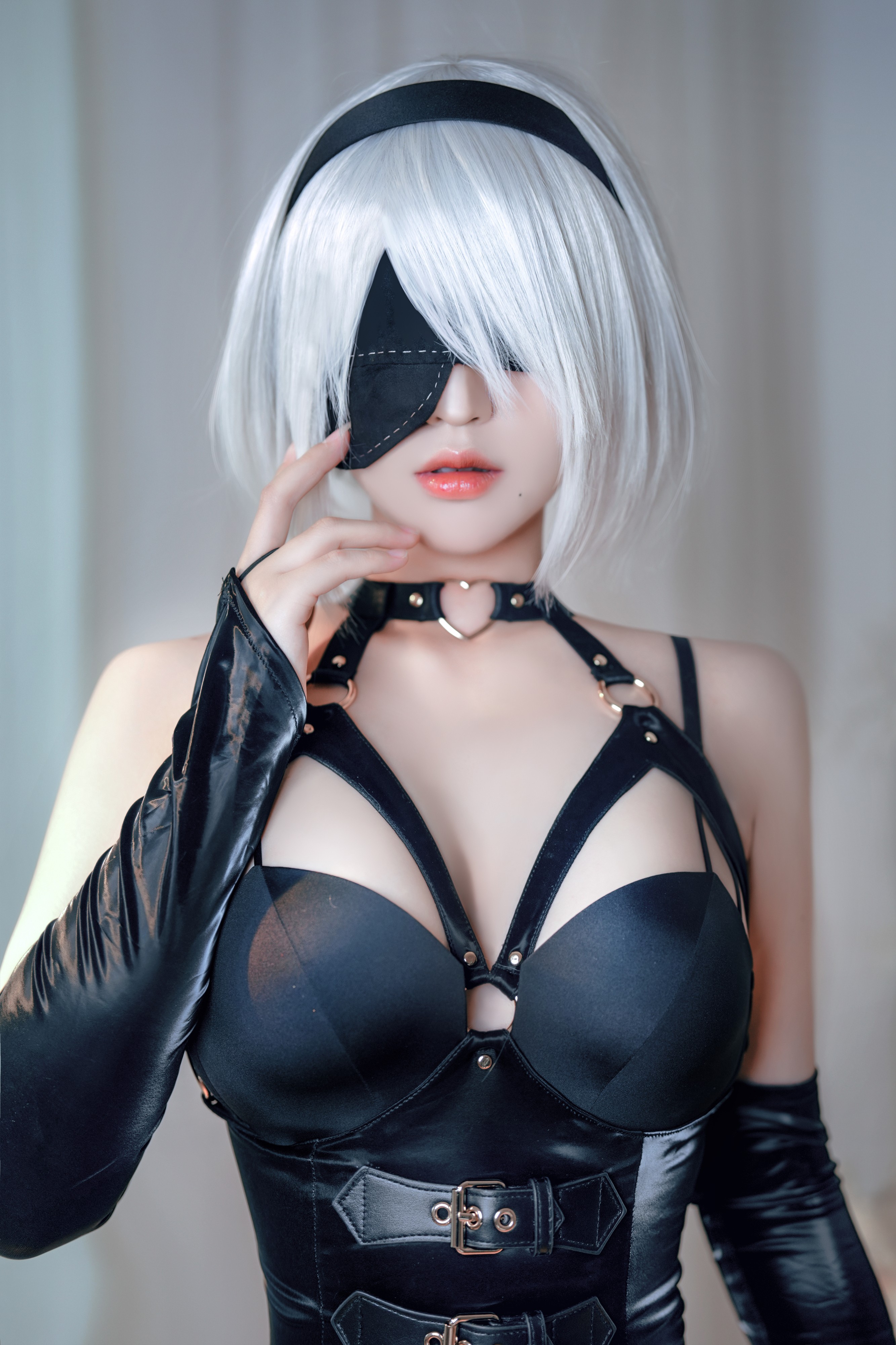 半半子 Automata ヨルハ2B 黒コスプレ 52P