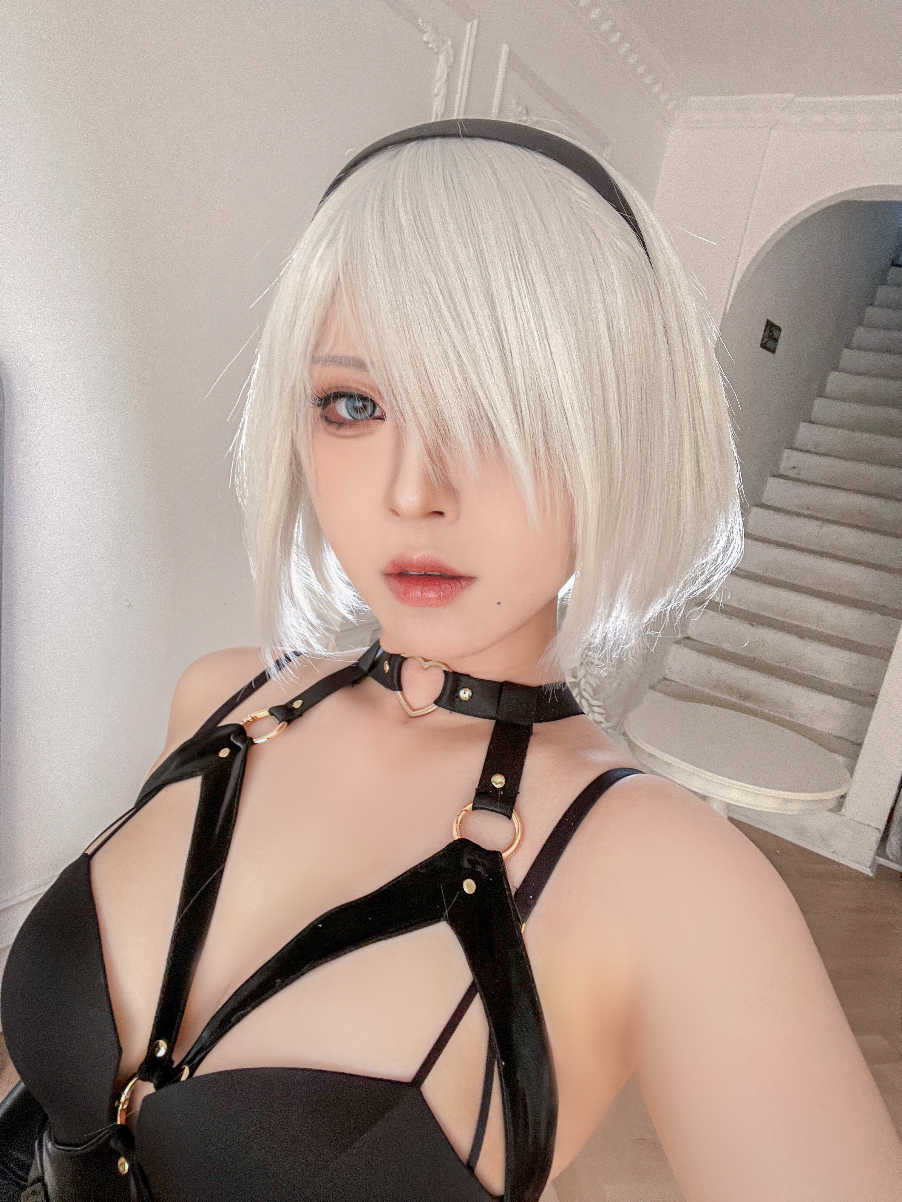 半半子 Automata ヨルハ2B 黒コスプレ 52P