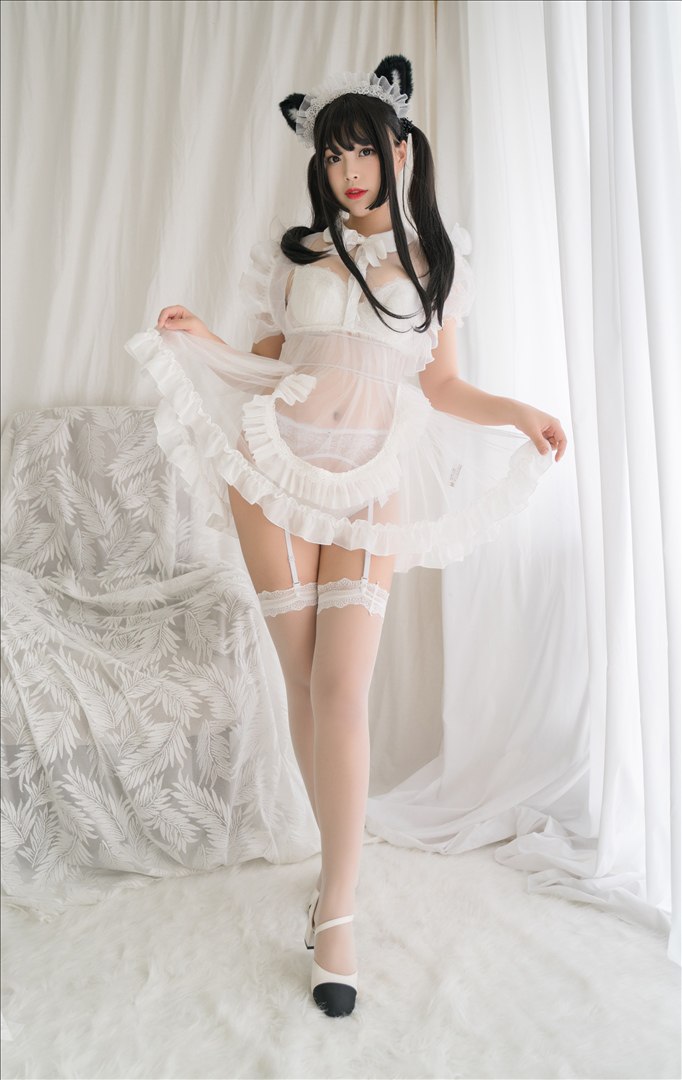 Bai Ye - White Cat Transparent Maid 88P