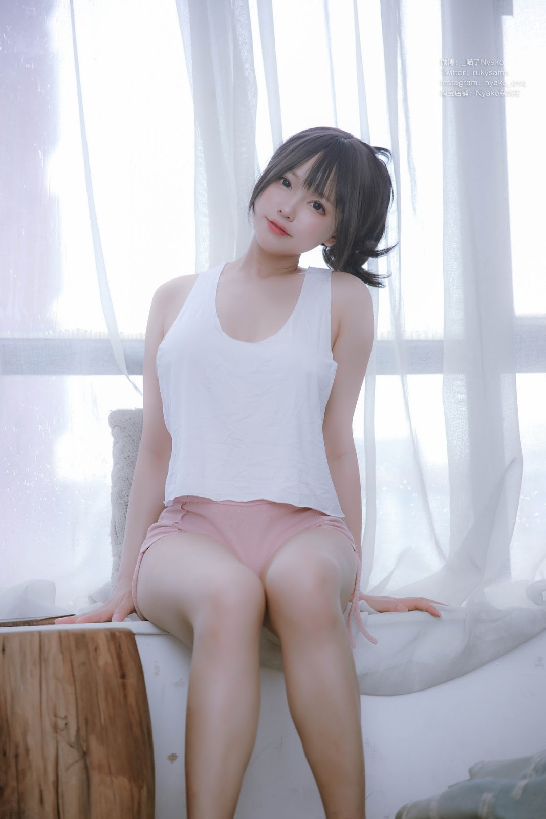 ニャコ喵子 隣のやばいお姉さん 背心
