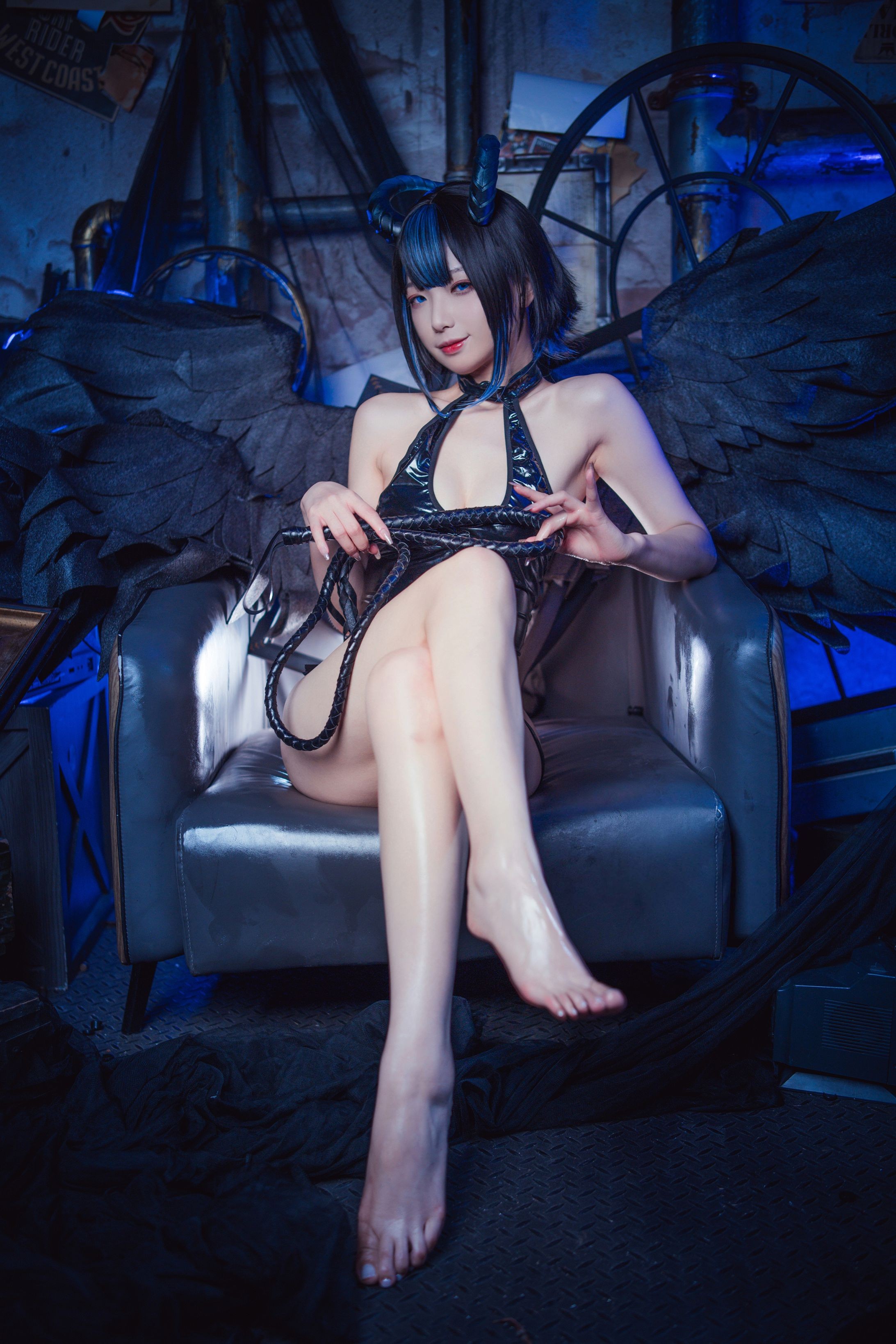 Feng Jiang Jiang - Little Devil 30P